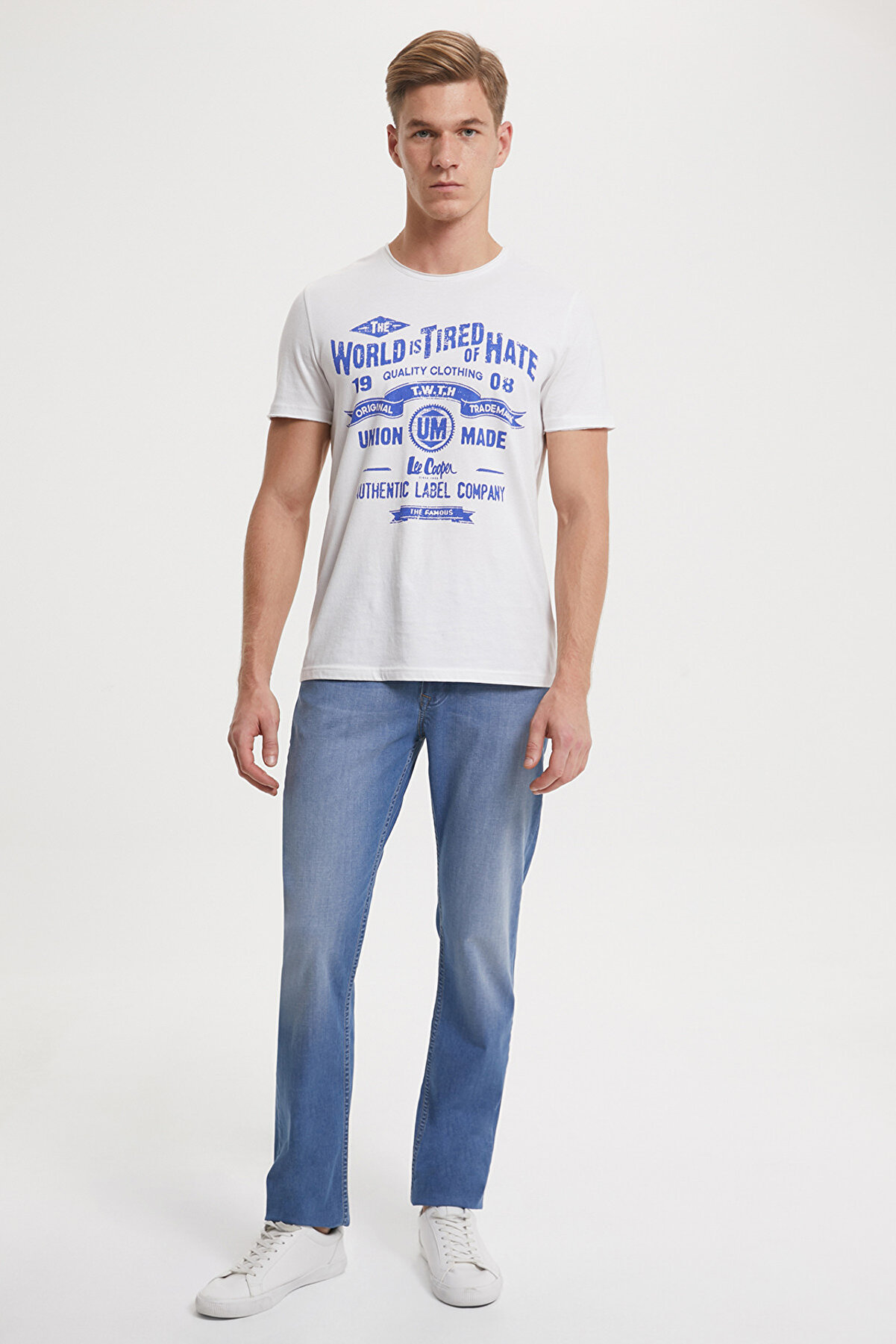 

Джинсы мужские Lee Cooper Голубые  (192 LCM 121004 DN1007, Джинсы мужские Lee Cooper Голубые 33 (192 LCM 121004 DN1007)