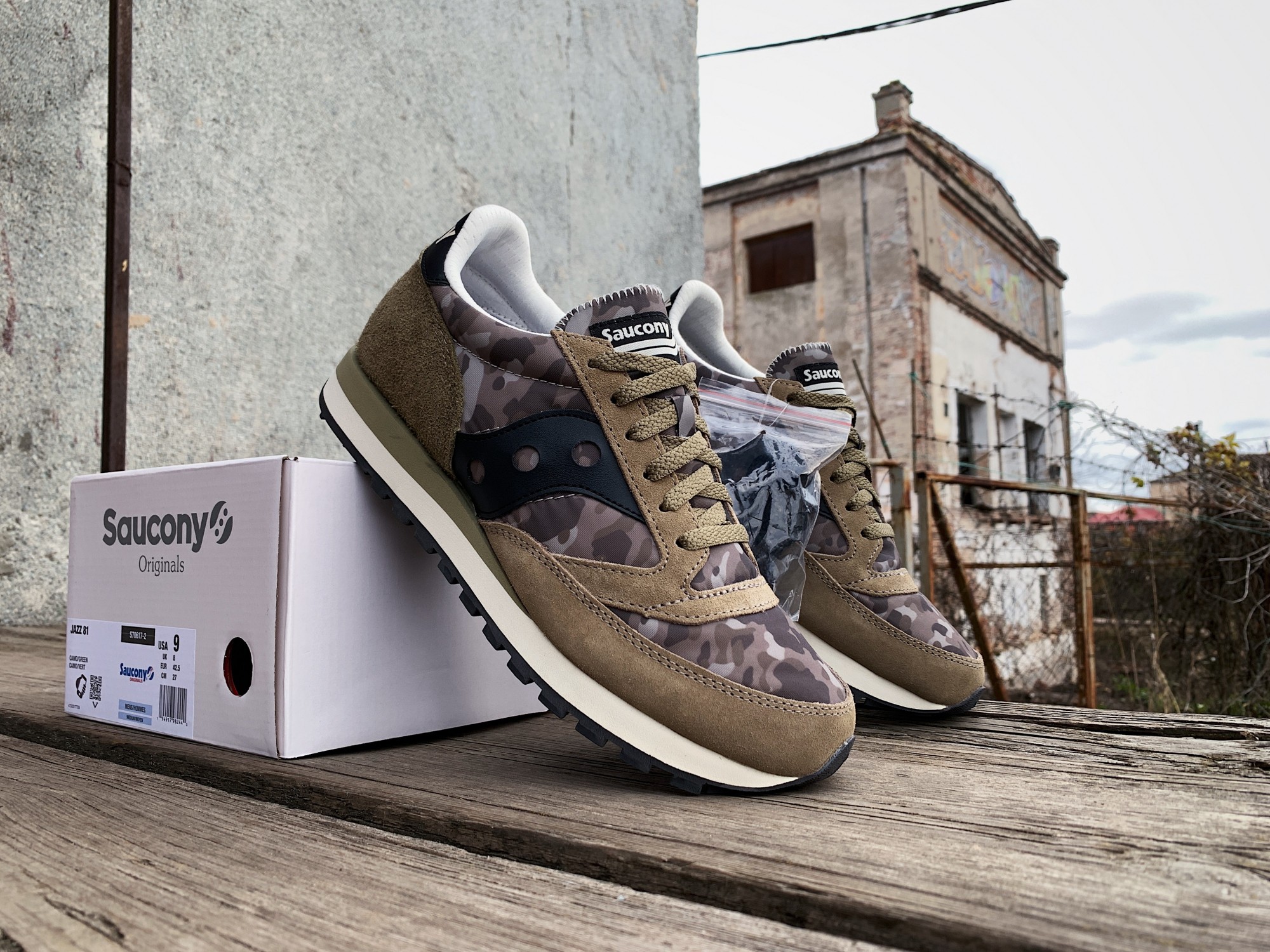 Saucony cheap camo sneakers