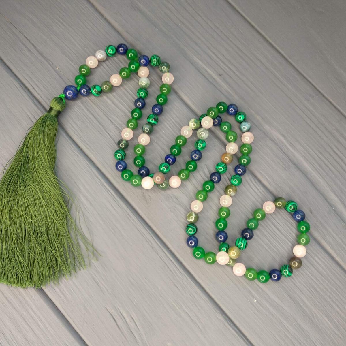 

Чотки для медитації Mala Moon на 108 каменів (R95)