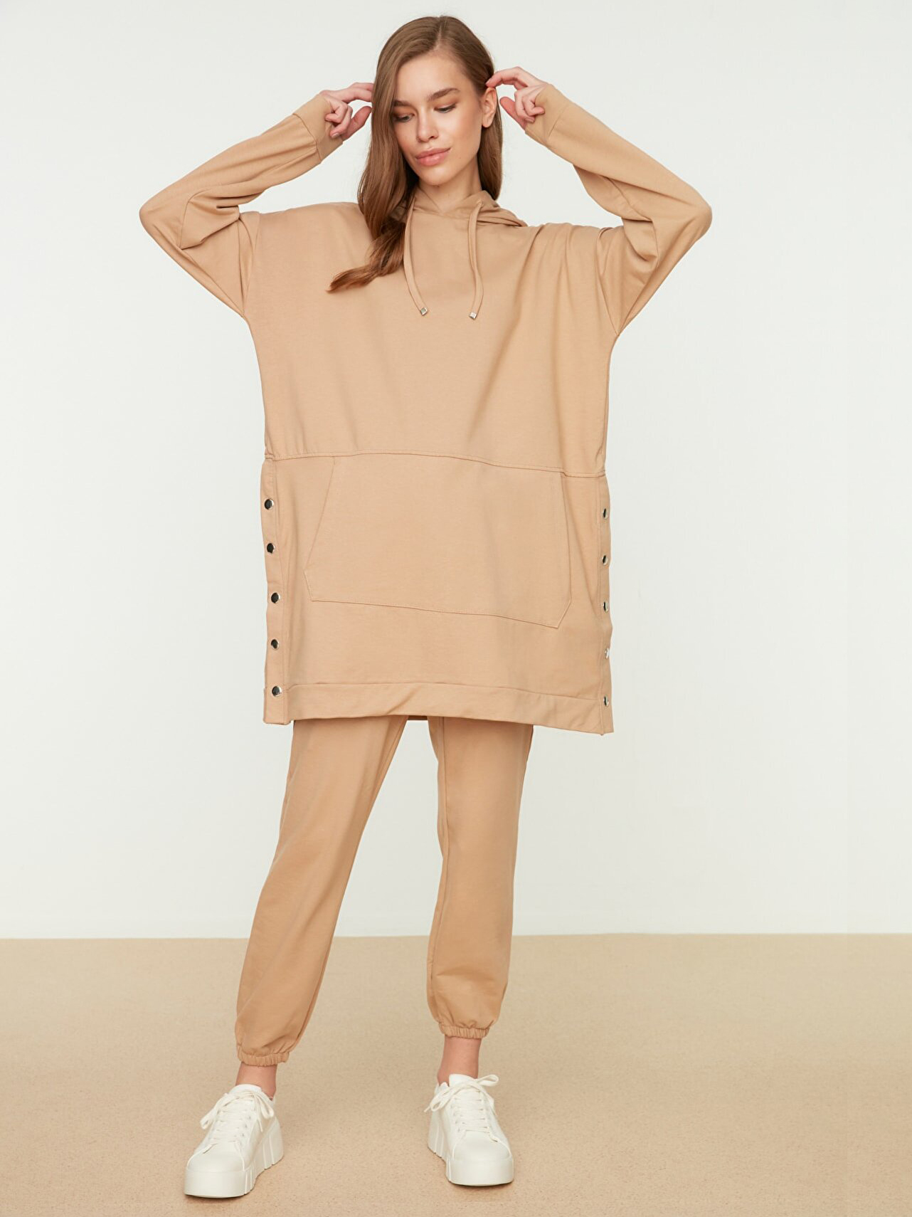 

Спортивный костюм Trendyol TCTSS21EM0072  Mink, Спортивный костюм Trendyol TCTSS21EM0072 S Mink