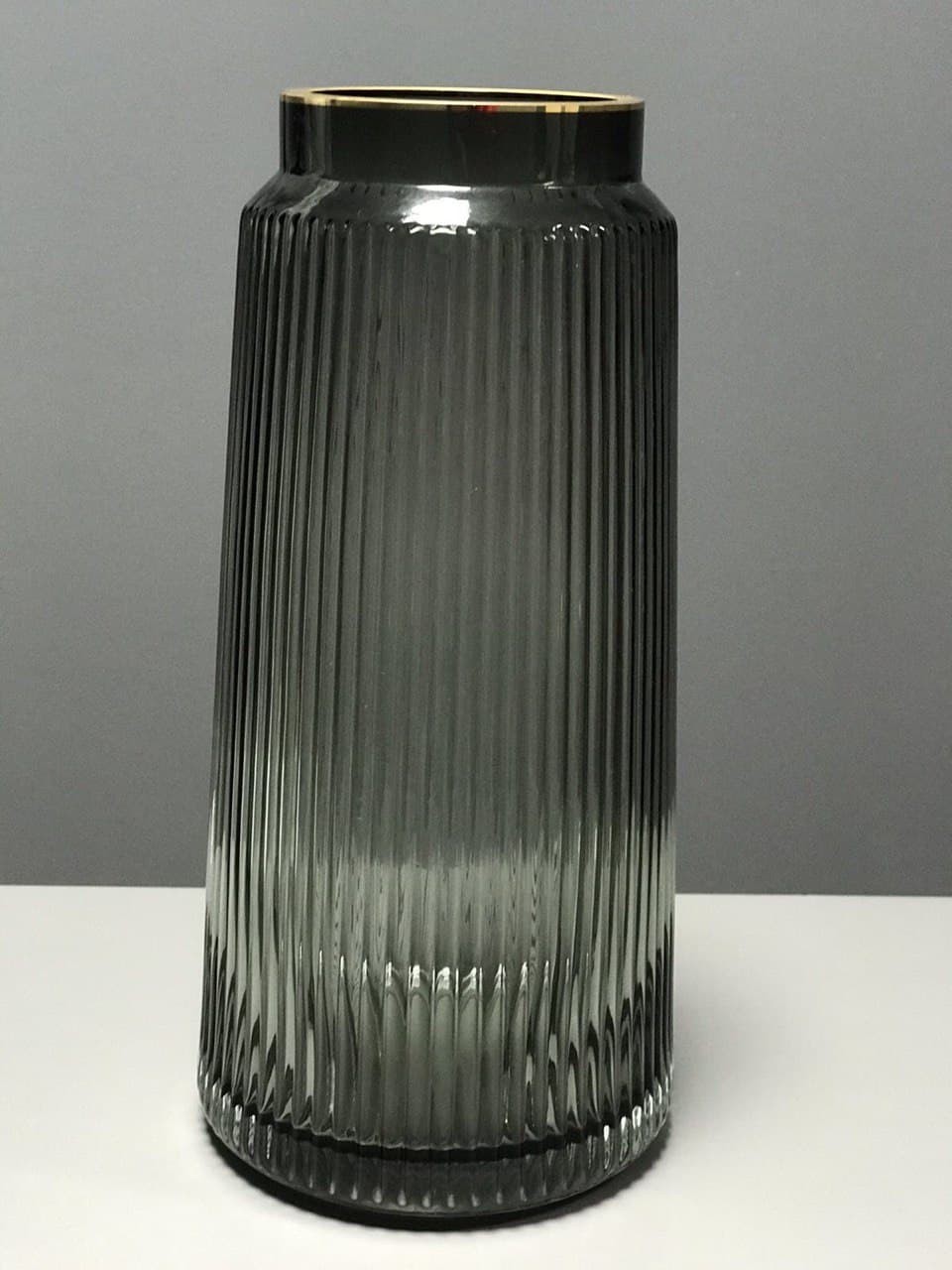

Ваза стеклянная Black Gold 28 см O8030-195