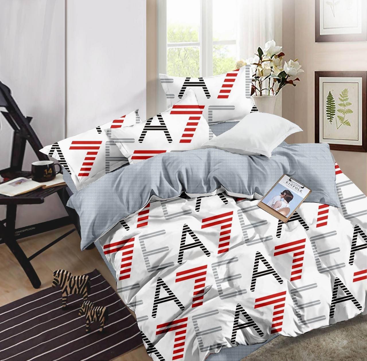 

Комплект постельного белья Королева Ночи Бязь 145х215х2 Семейный Надписи на белом 1075