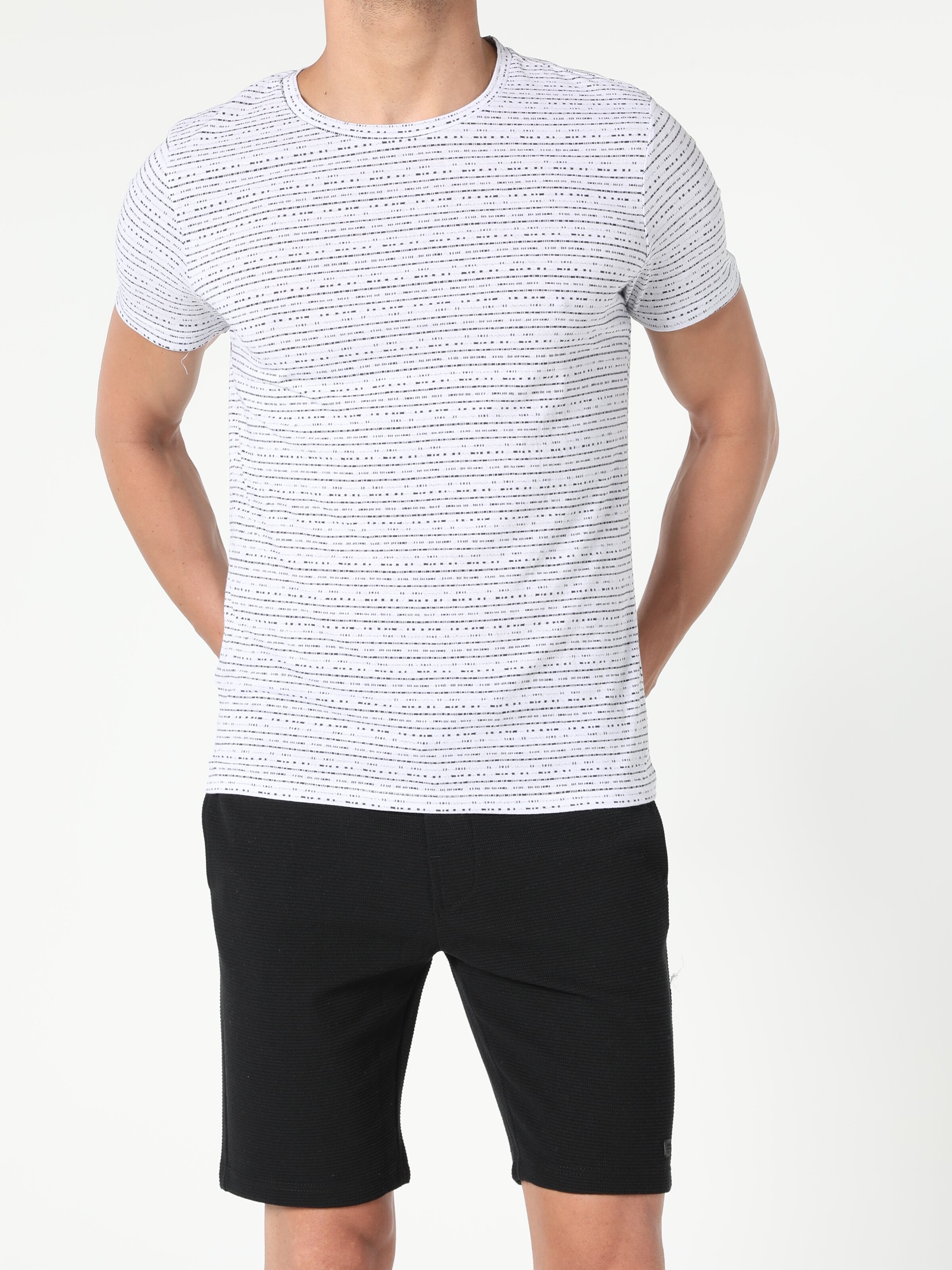 

Футболка Colin's CL1052339 XXL White
