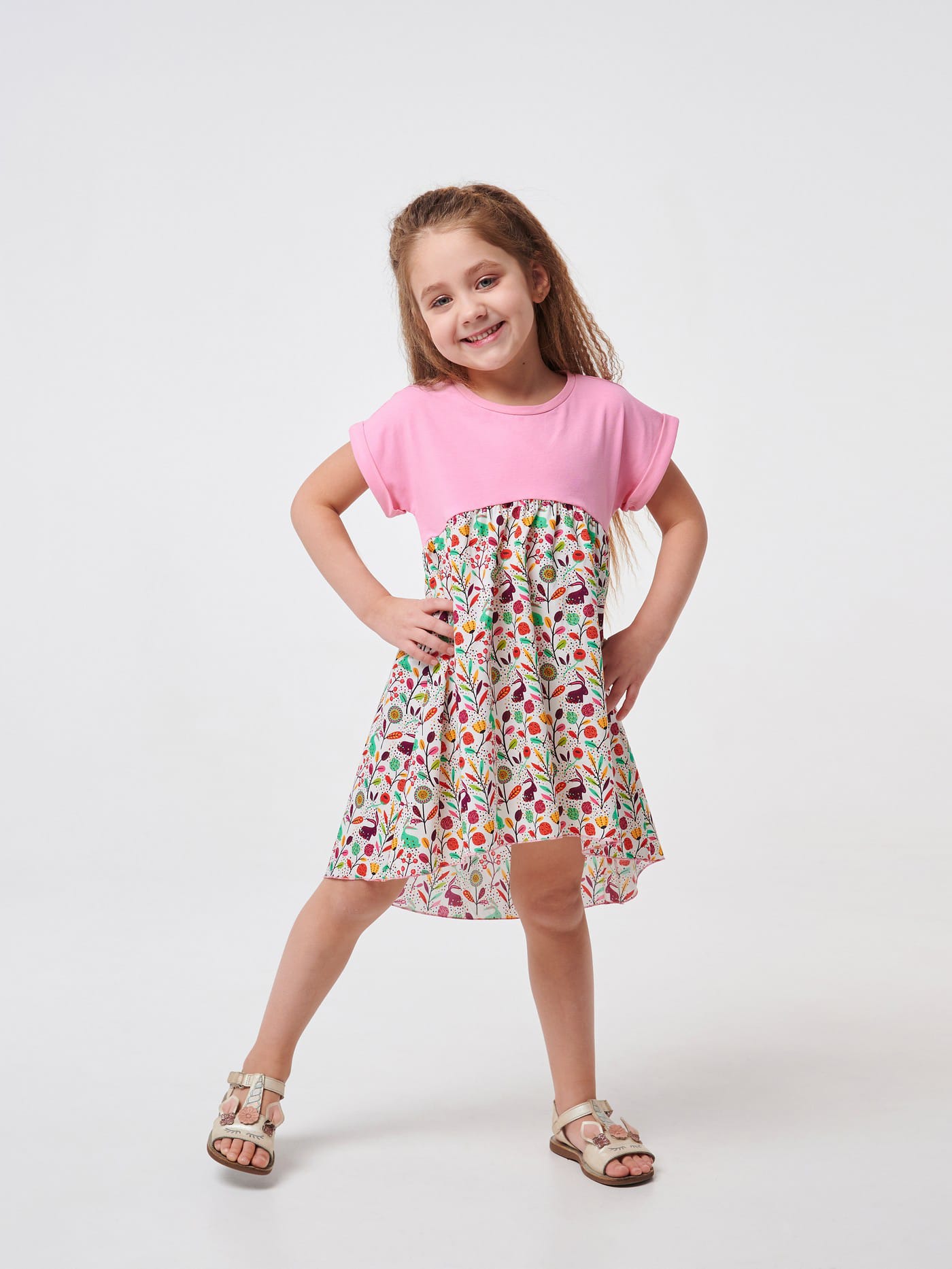 Акція на Дитяча літня сукня для дівчинки Smil Летний микс Літній мікс 120349 116 см Рожева від Rozetka