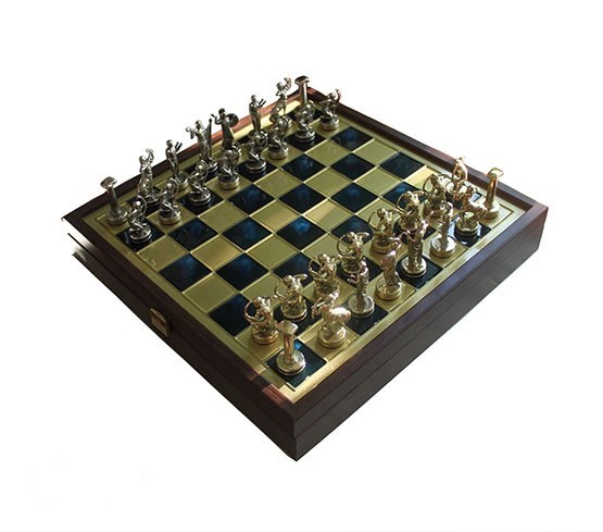 

Шахматы "Manopoulos "Греческая мифология" латунь в деревянном футляре, цвет синий