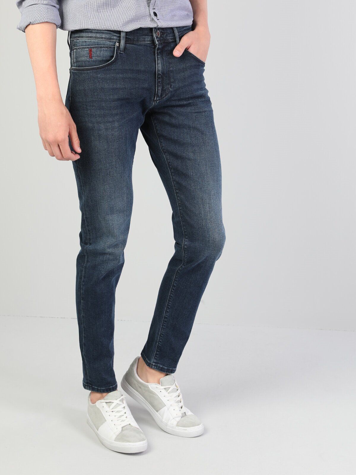 

Джинсы Colin's 041 Danny CL1046150DN07629  Bergi Wash, Джинсы Colin's 041 Danny CL1046150DN07629 27-32 Bergi Wash