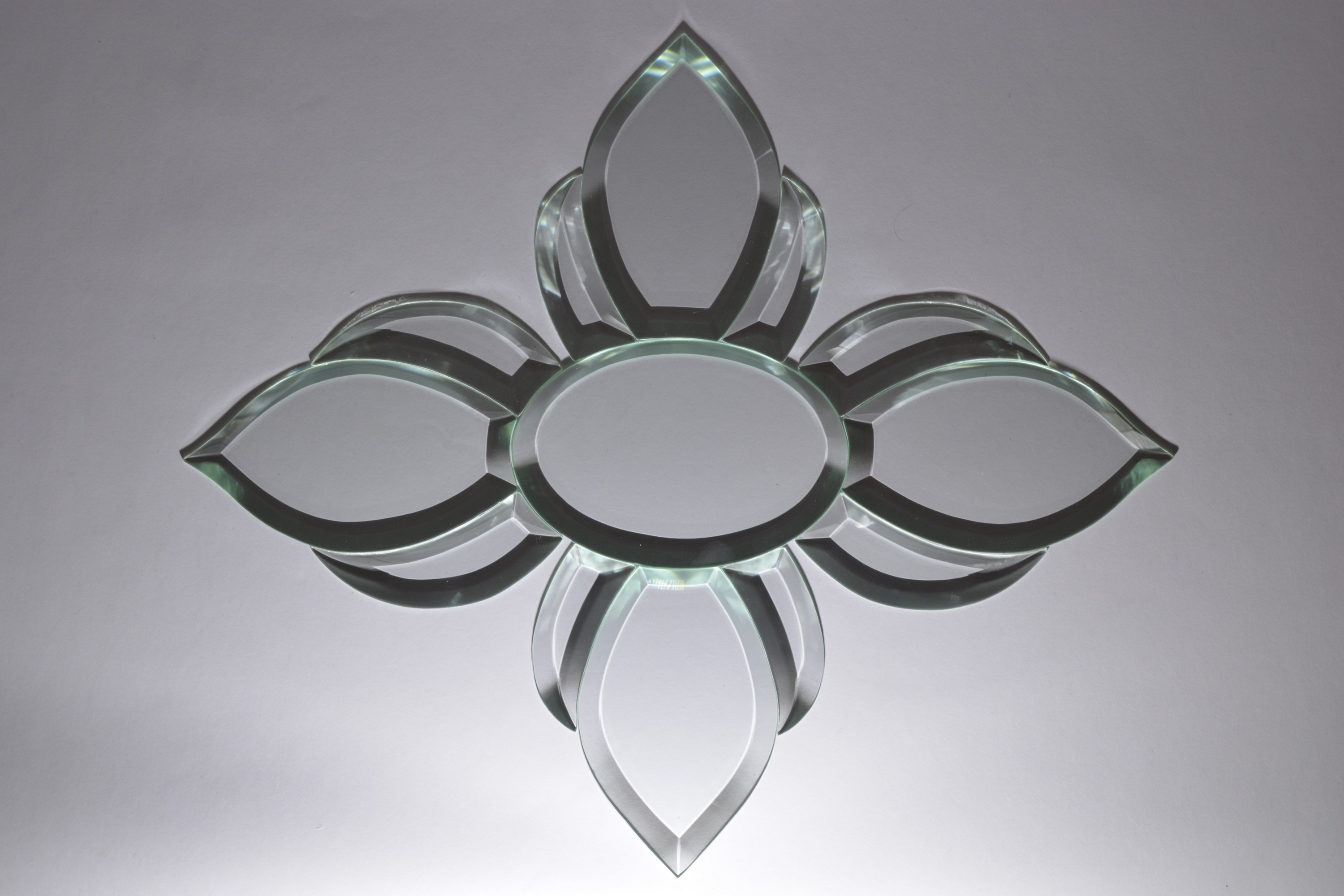 

Бевелсы Decra Led DB 009 395*476 мм