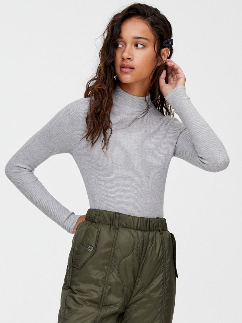 

Водолазка Pull & Bear 09558301803  Серая, Водолазка Pull & Bear 09558301803 M Серая