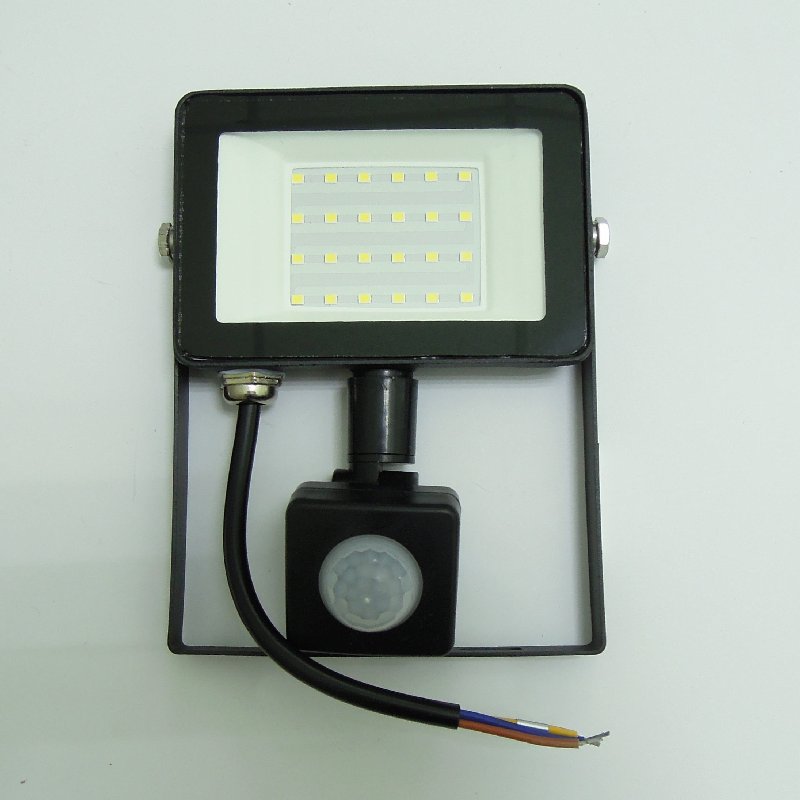 

Светодиодный прожектор NikoLED SMD 10W датчик движения (761)