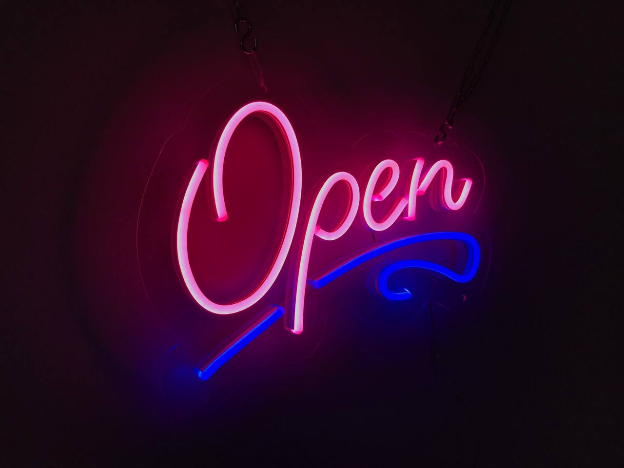 

Неоновый светильник Neon Lightning "Open"