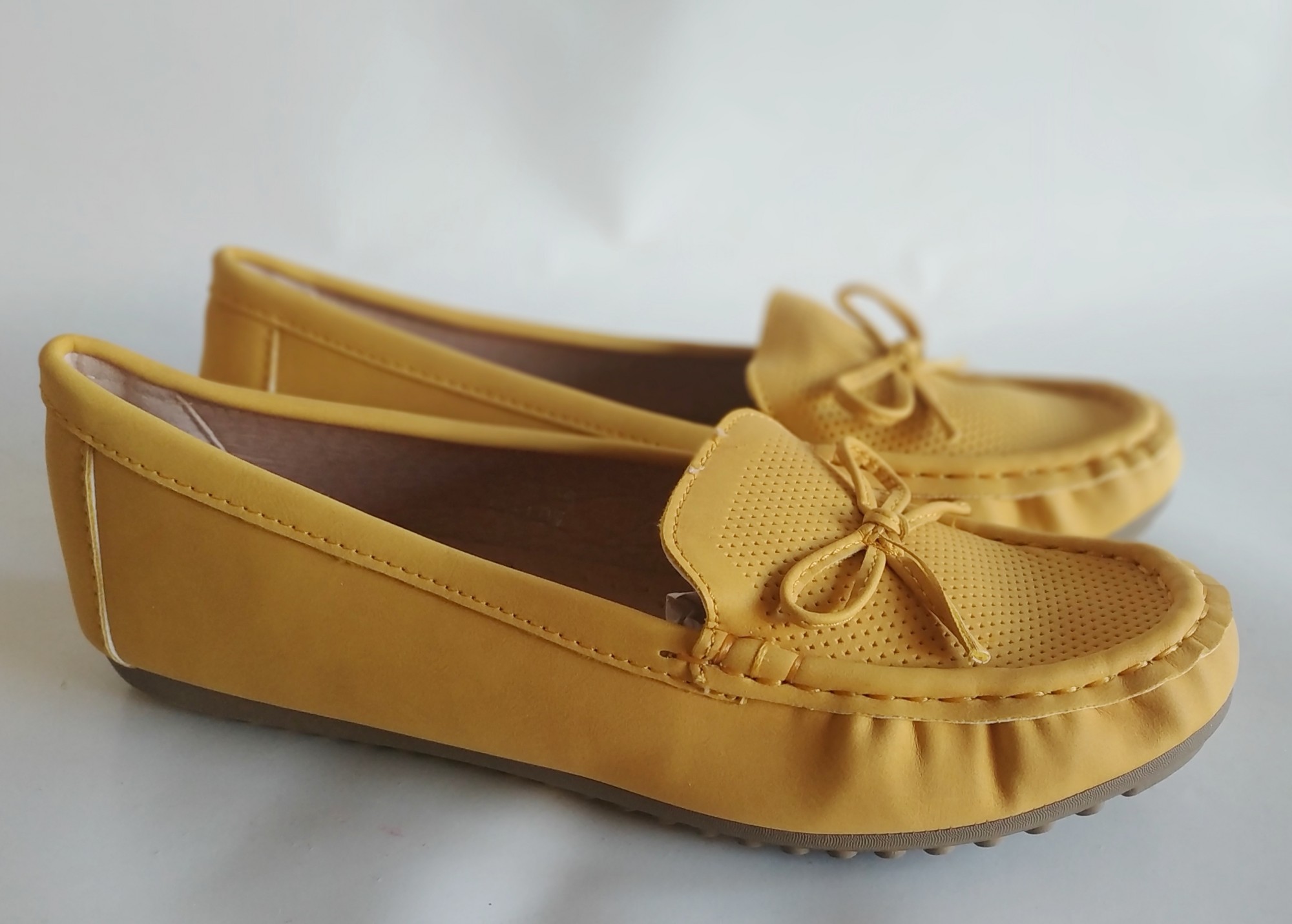 

Мокасины Weide Q718 yellow 202070 40 25 см