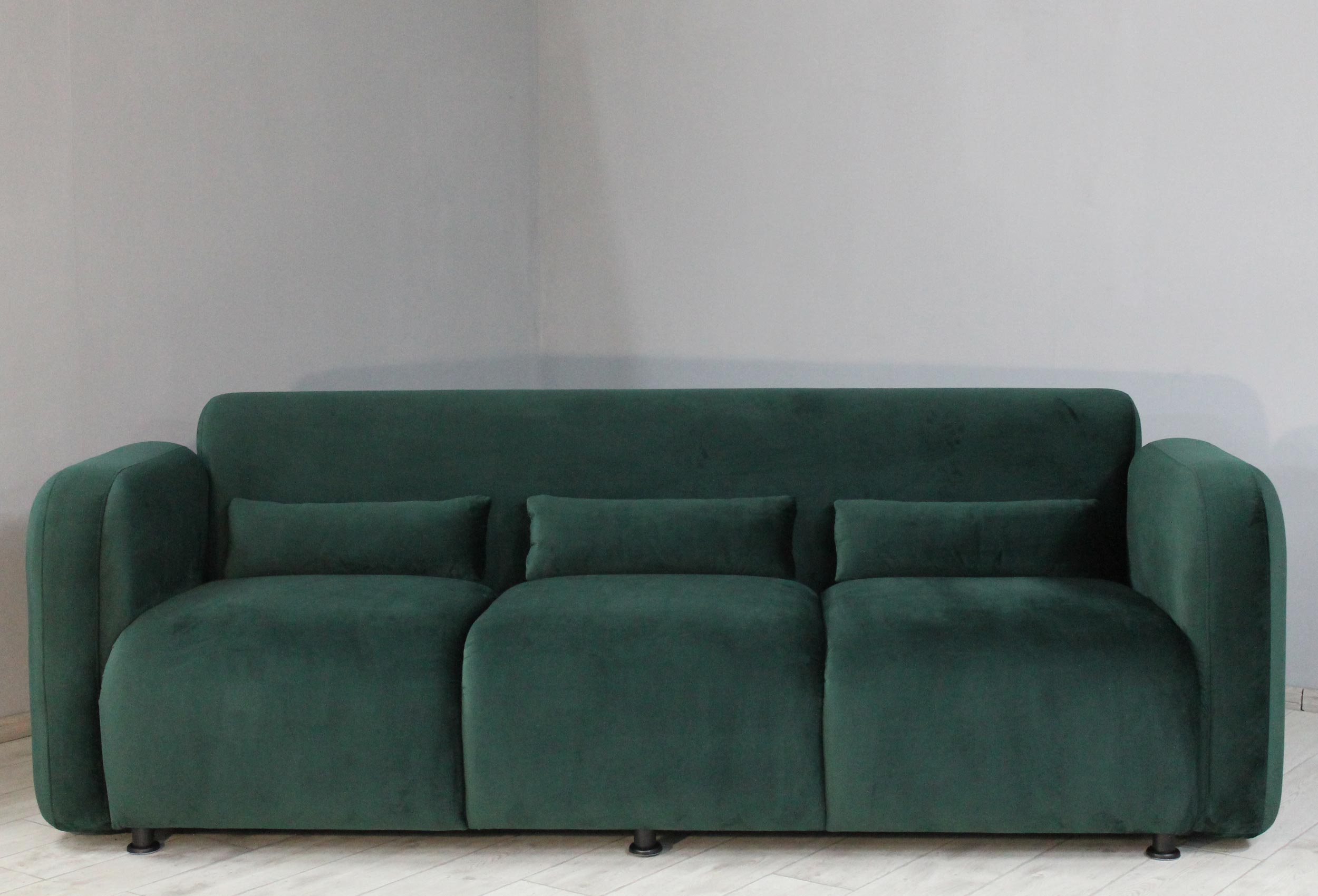 

Диван велюровый для гостинной, ресторана, кафе или офиса SVL Бари, нераскладной, темно-зеленый 0412-01