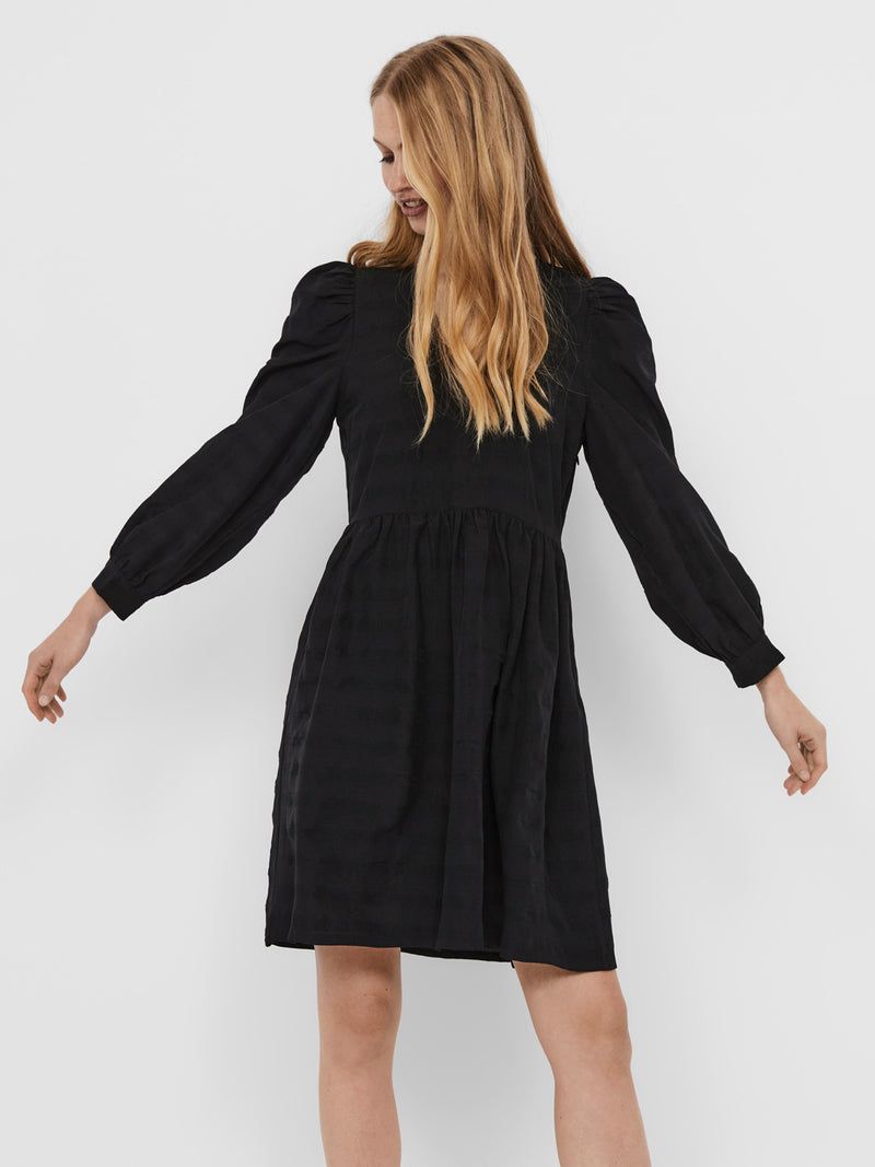 

Платье Vero Moda 10250690b51  Черное, Платье Vero Moda 10250690b51 S Черное