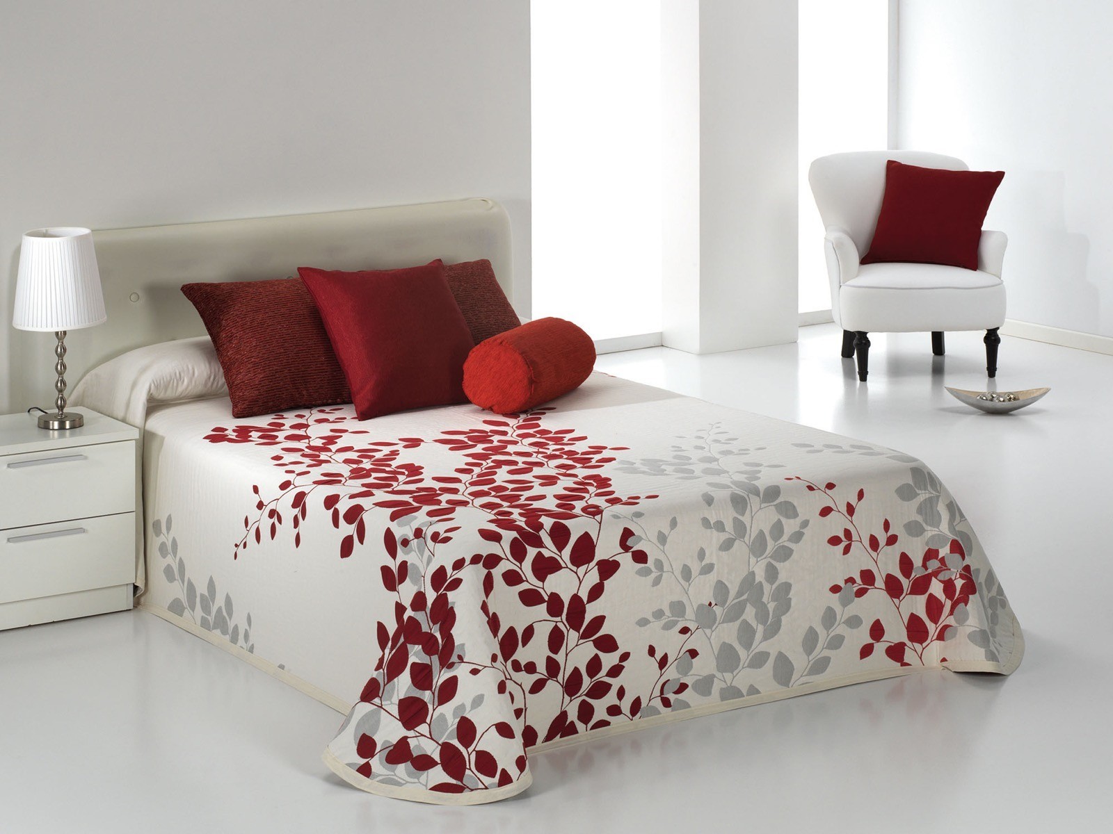 

Покрывало жаккардовое двухстороннее Reig Marti GEISHA c02 280x270 красное