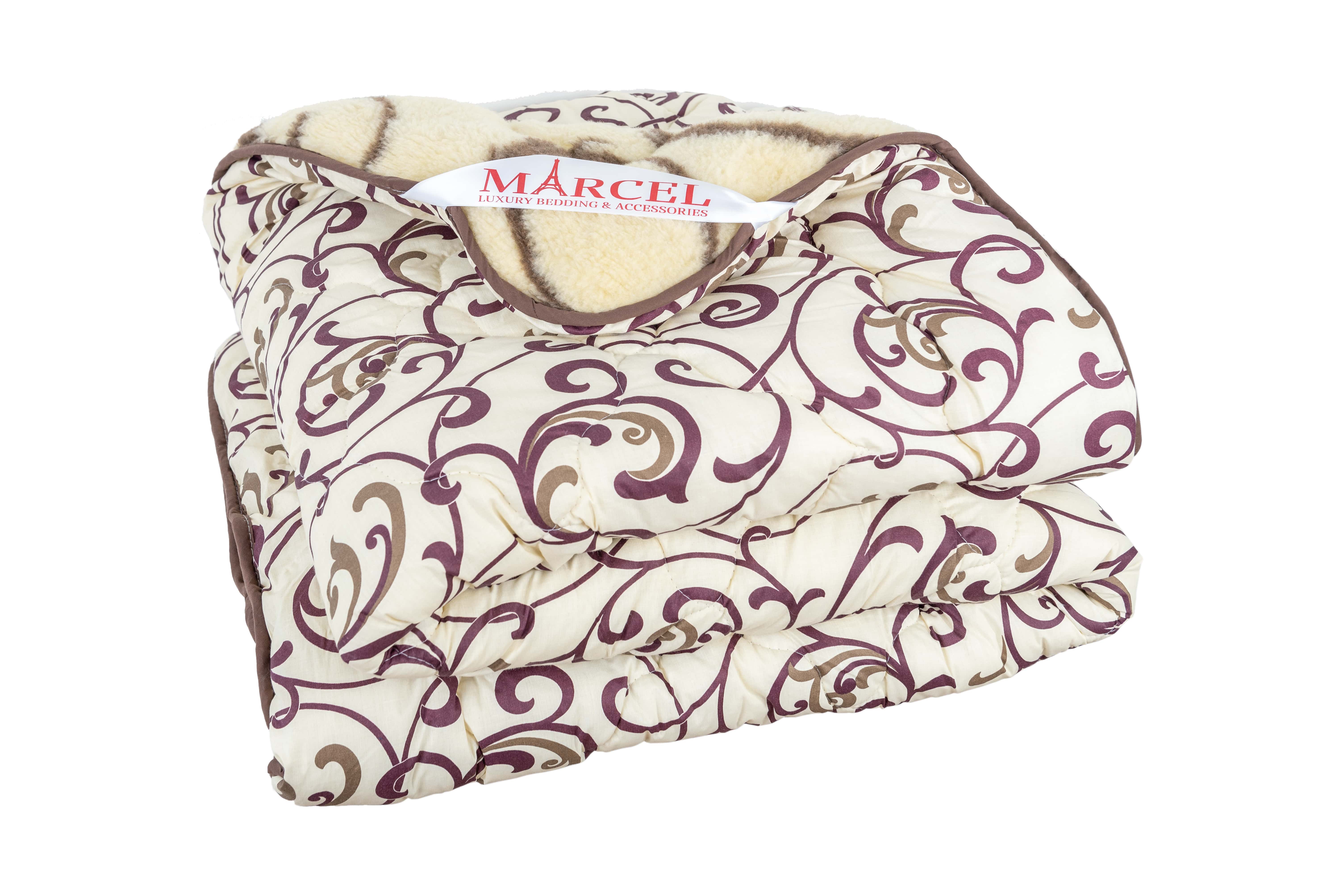 

Одеяло стеганное двухстороннее Marcel 195х215 "Вензеля"