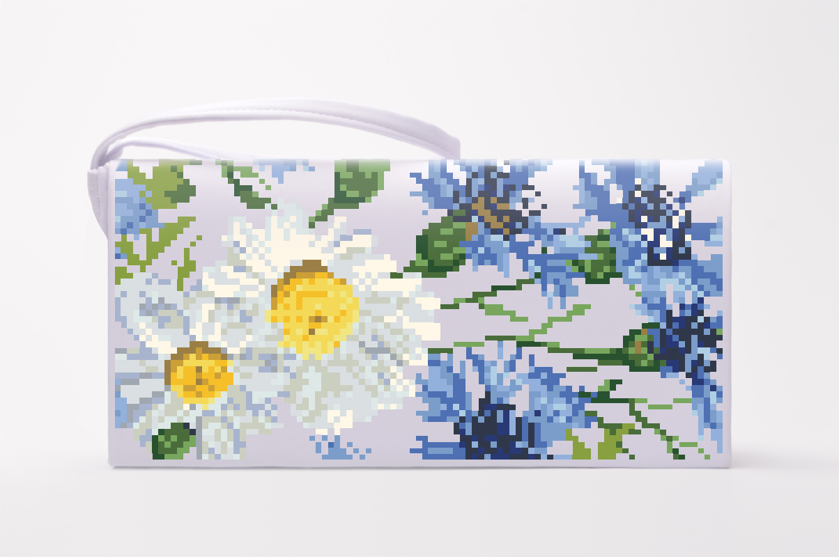 

Набір для вишивки нитками Барвиста Вишиванка заготовки пошитого клатча Волошки і ромашки (КЛ177кБ1301i)