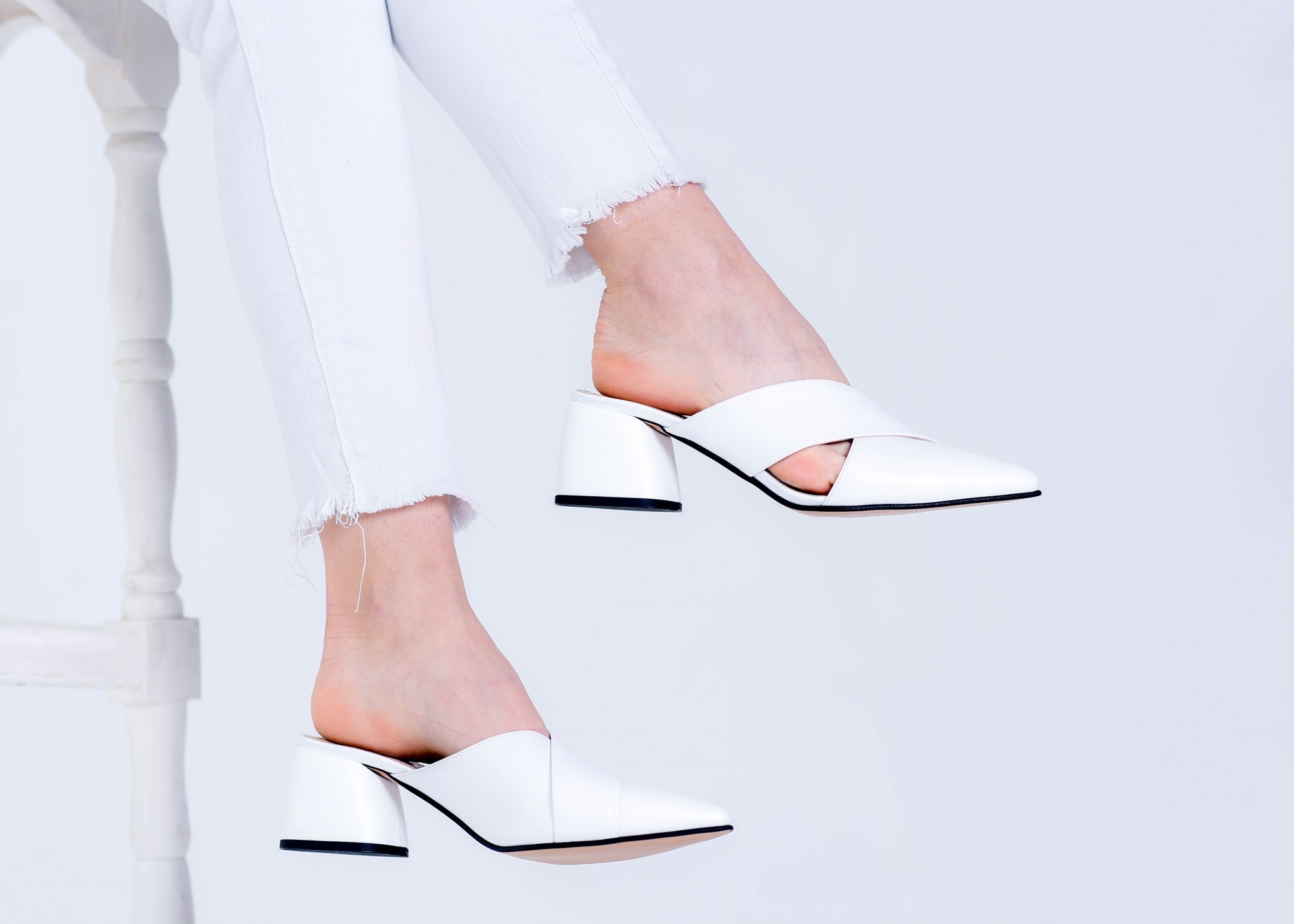 

Босоножки Maya Shoes 2309 Белый 40р