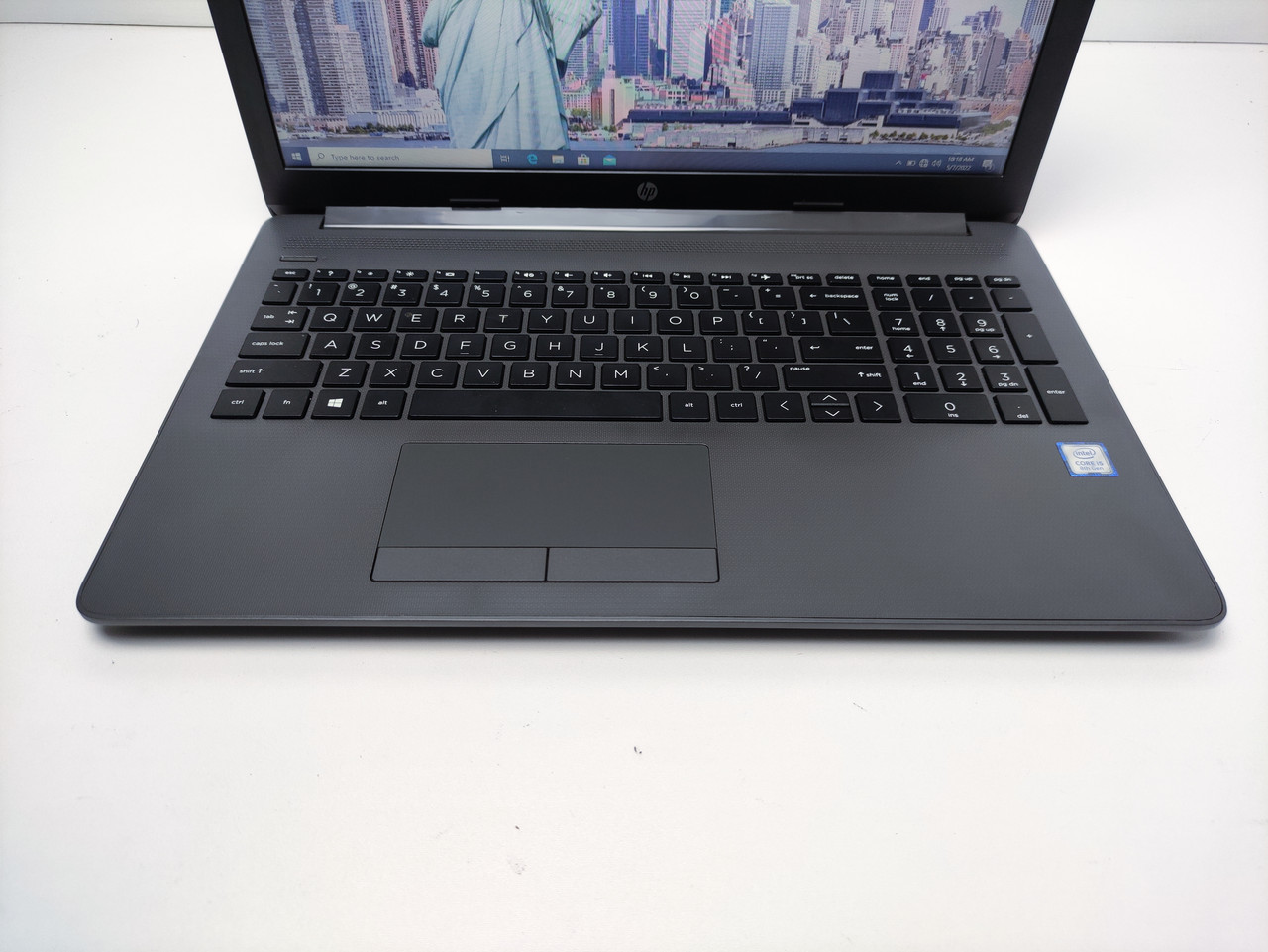 Ноутбук HP 250 G7 HD 15.6 Core i5-8265U (4 ядра) 8GB Ram DDR4 SSD