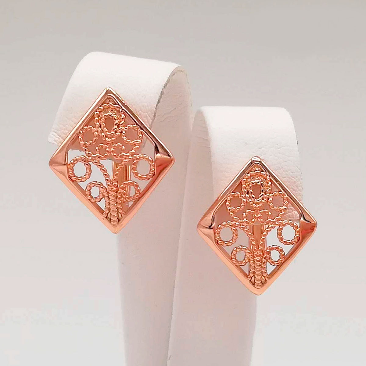 

Серьги Xuping из медицинского золота, позолота PO, 24701