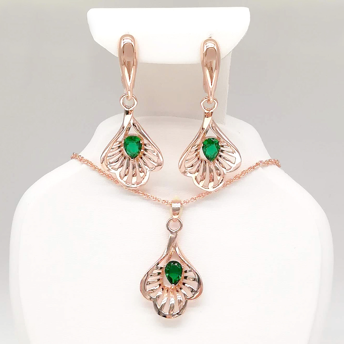 

Набор из медицинского золота, зеленые фианиты, позолота PO, 73854