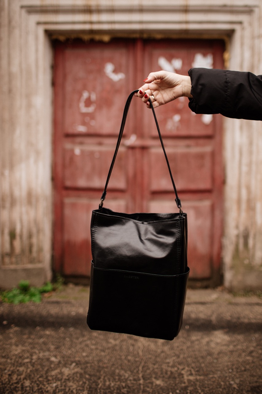 

Сумка кожаная Bagster ручной работы