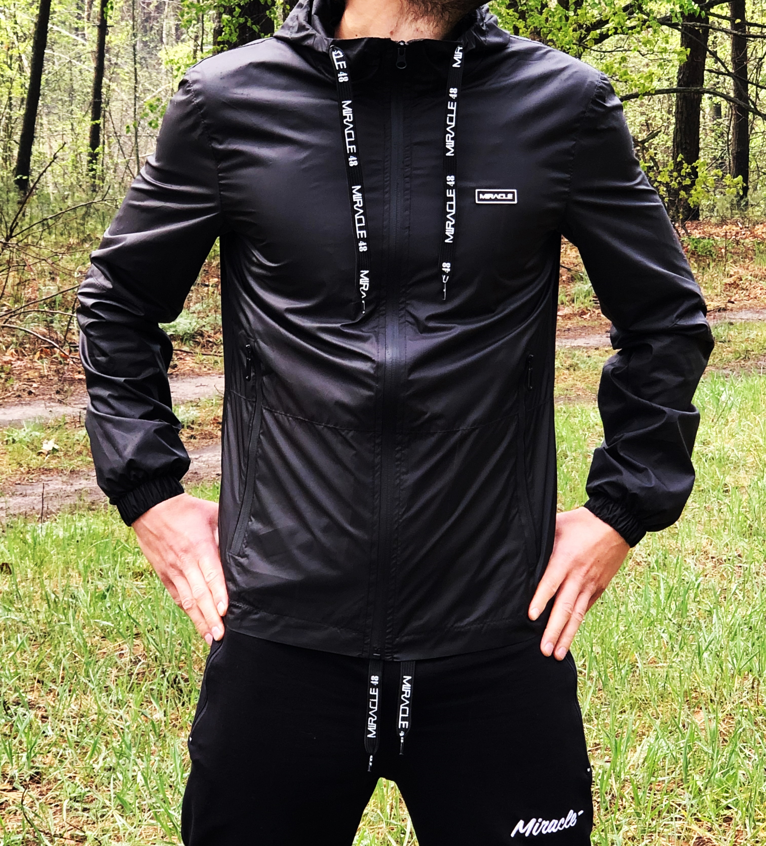 

Ветровка Miracle Raincoat  черная (V01, Ветровка Miracle Raincoat L черная (V01)