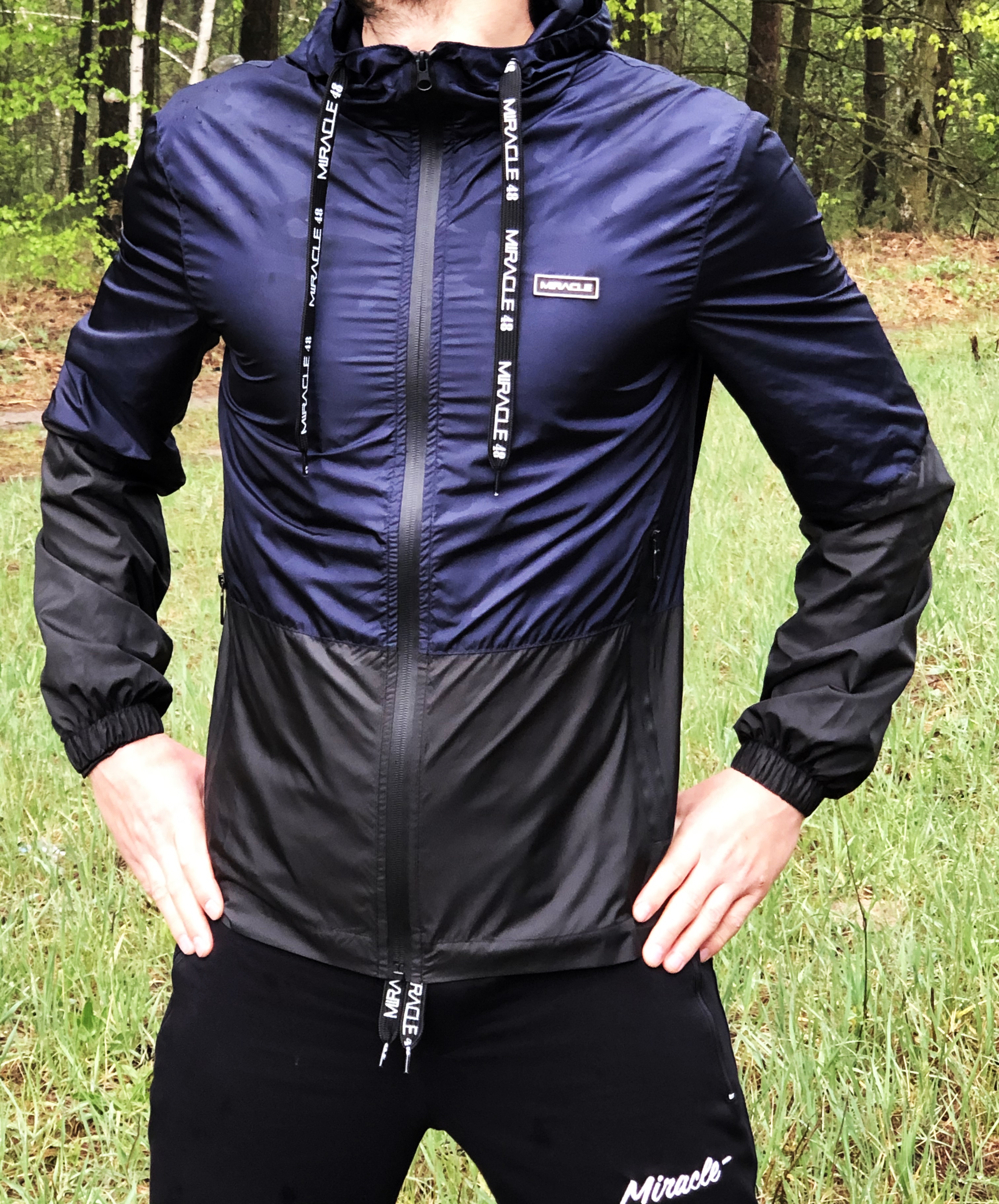 

Ветровка Miracle Raincoat  черно-синяя (V02, Ветровка Miracle Raincoat M черно-синяя (V02)
