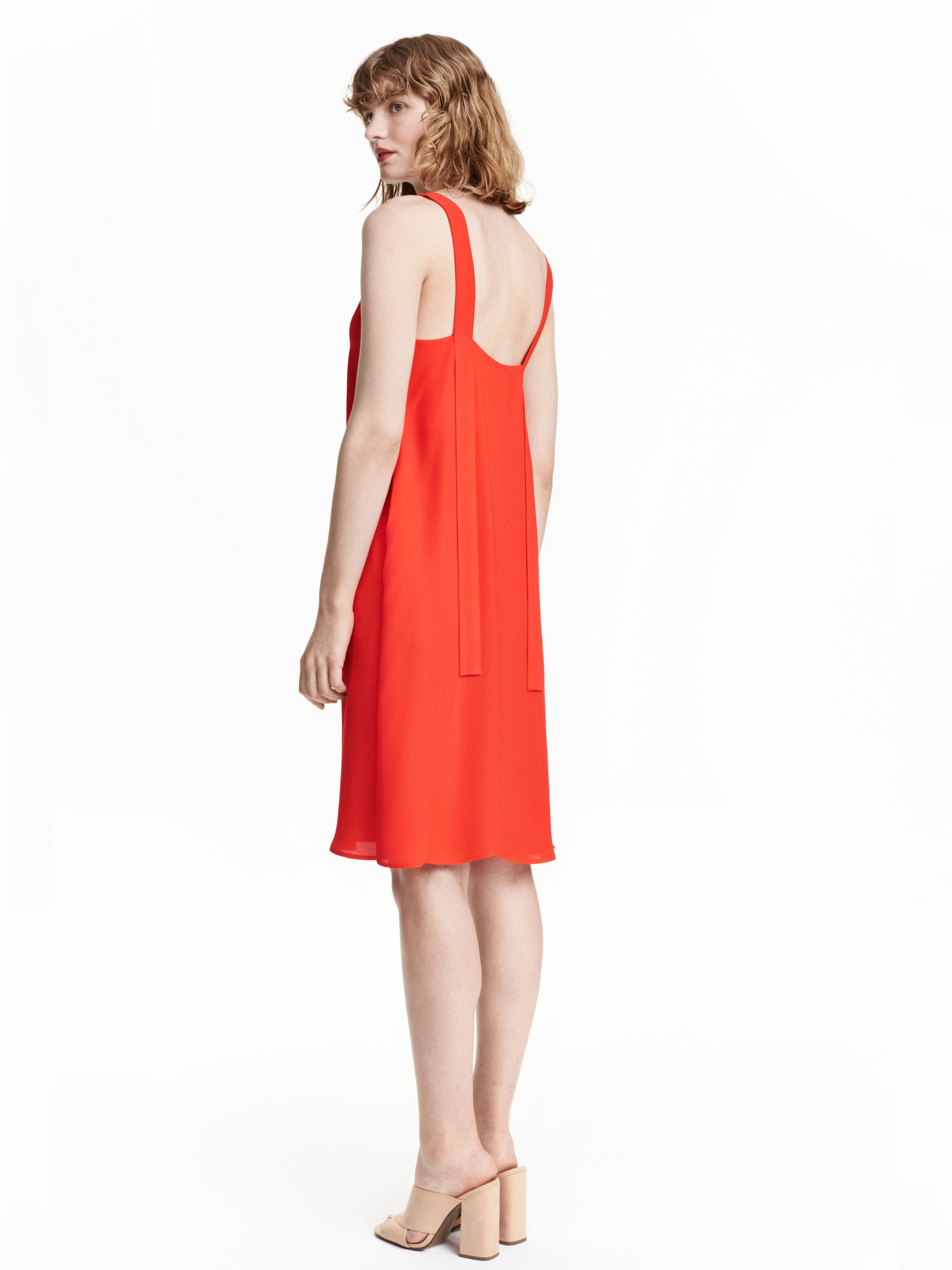 

Сарафан H&M 4230954 44 Красный
