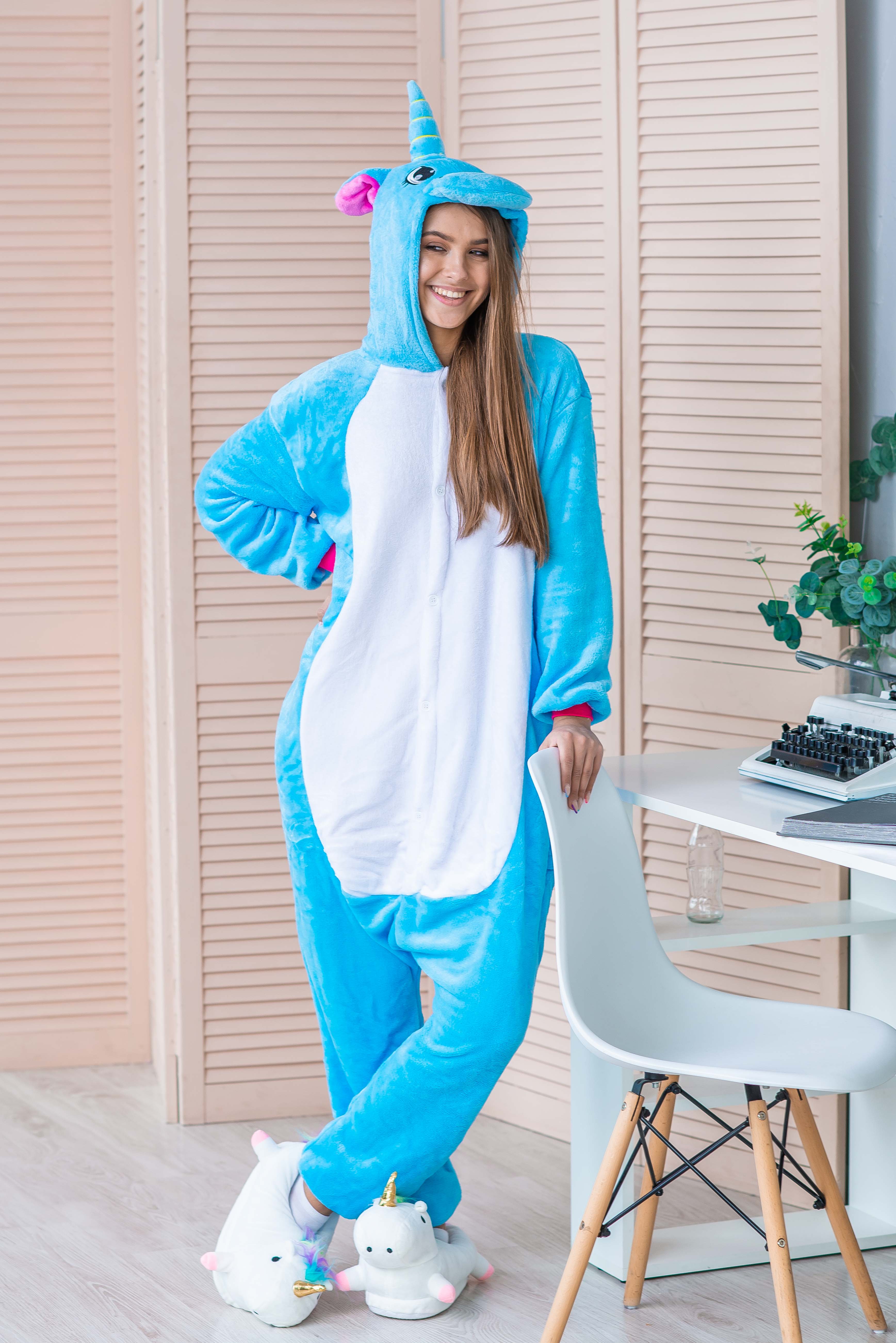 

Пижама Кигуруми взрослая BearWear Единорог New (на пуговицах)  145 - 155 см Голубой (K1W1-0097, Пижама Кигуруми взрослая BearWear Единорог New (на пуговицах) S 145 - 155 см Голубой (K1W1-0097-S)