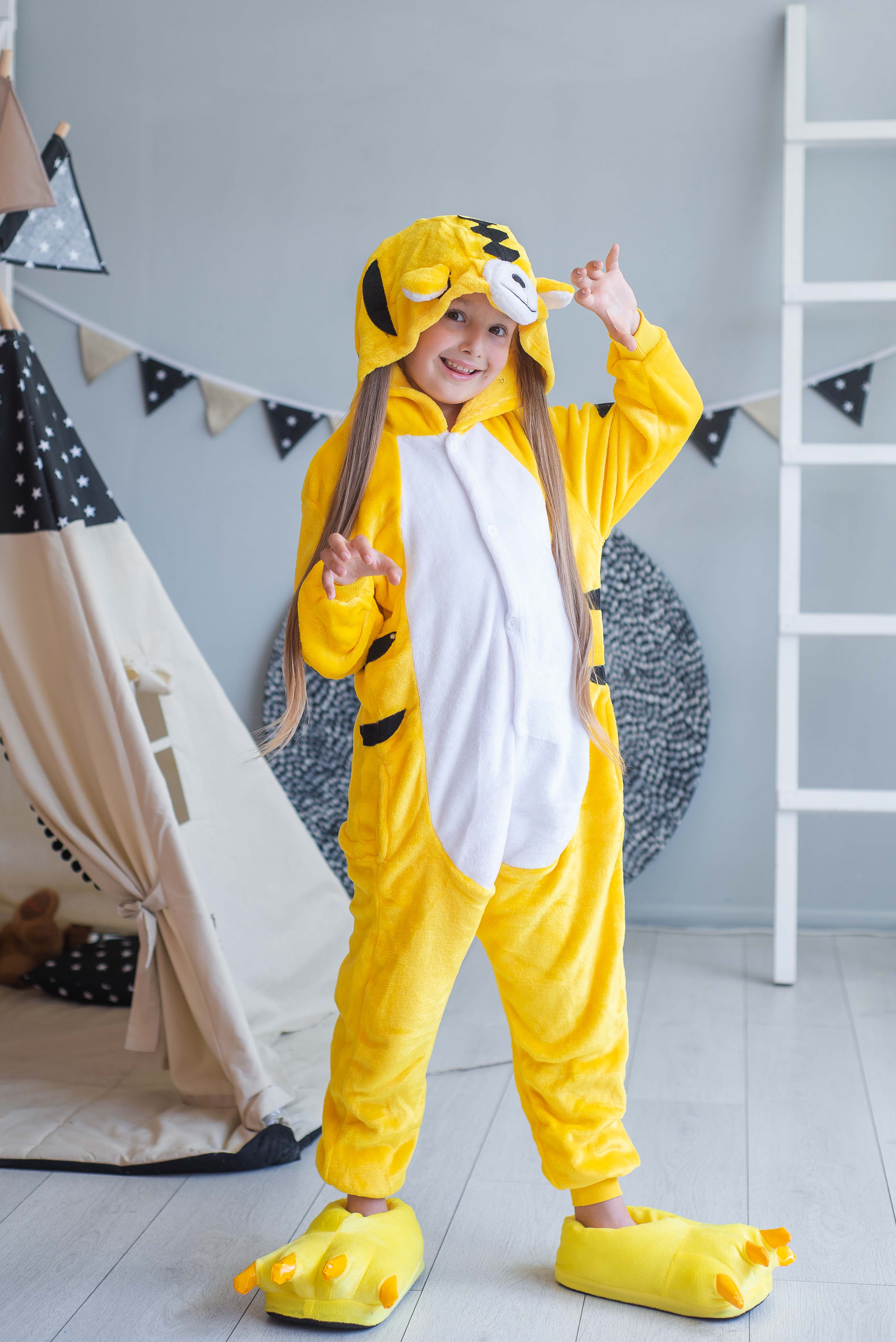 

Пижама Кигуруми детская BearWear Тигр S 105 - 115 см Желтый (K0W1-0051-S)