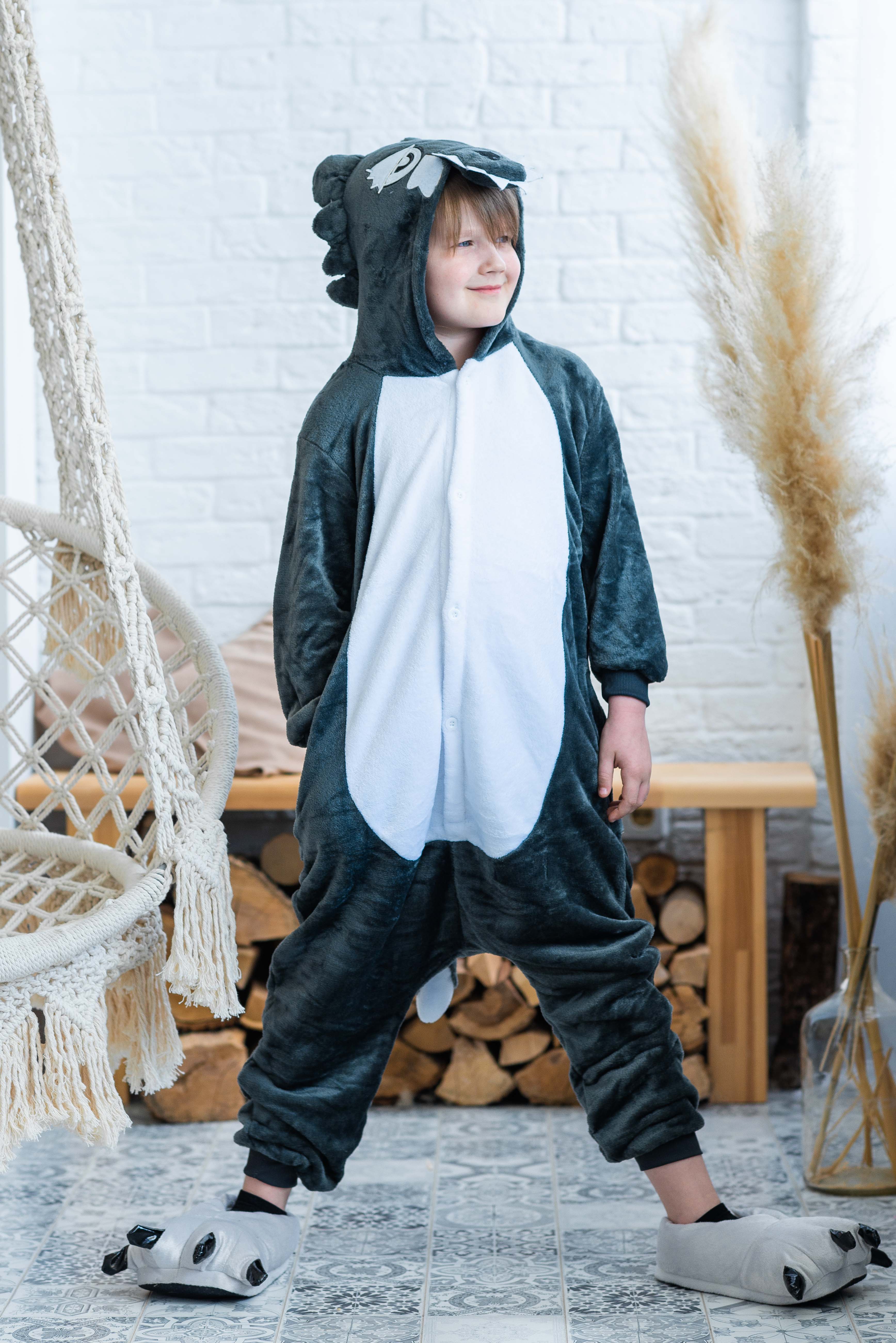 

Пижама Кигуруми детская BearWear Волк S 105 - 115 см Серый (K0W1-0006-S)
