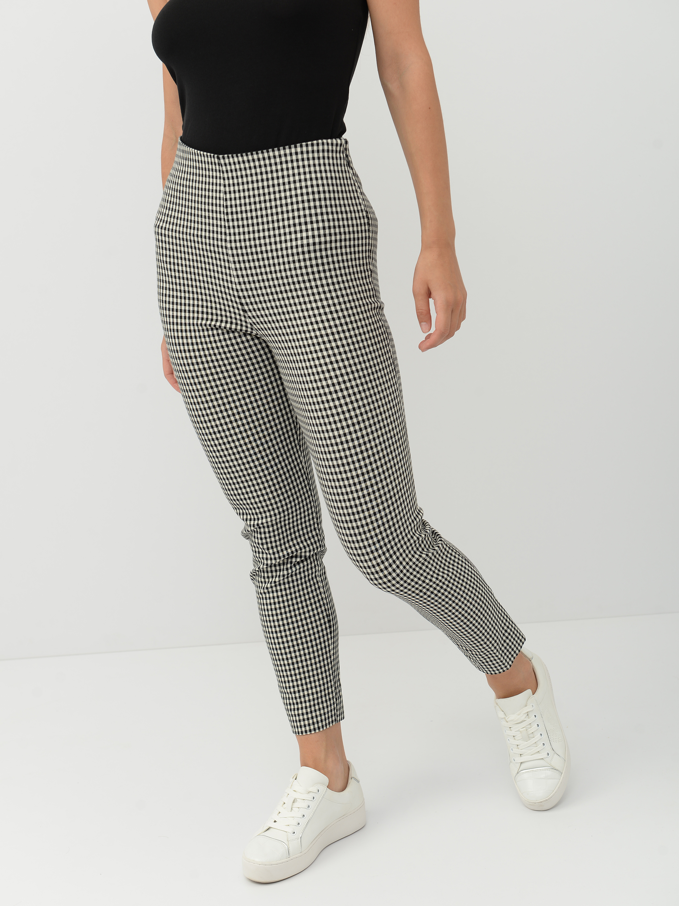 

Брюки H&M 7214289  Черные с белым, Брюки H&M 7214289 36 Черные с белым