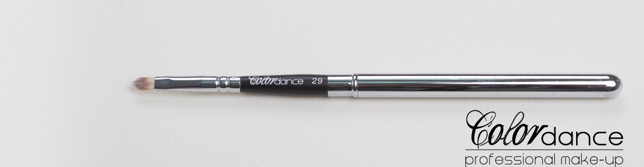 

Кисть №29 Color dance Black (для нанесения помады и блеска )