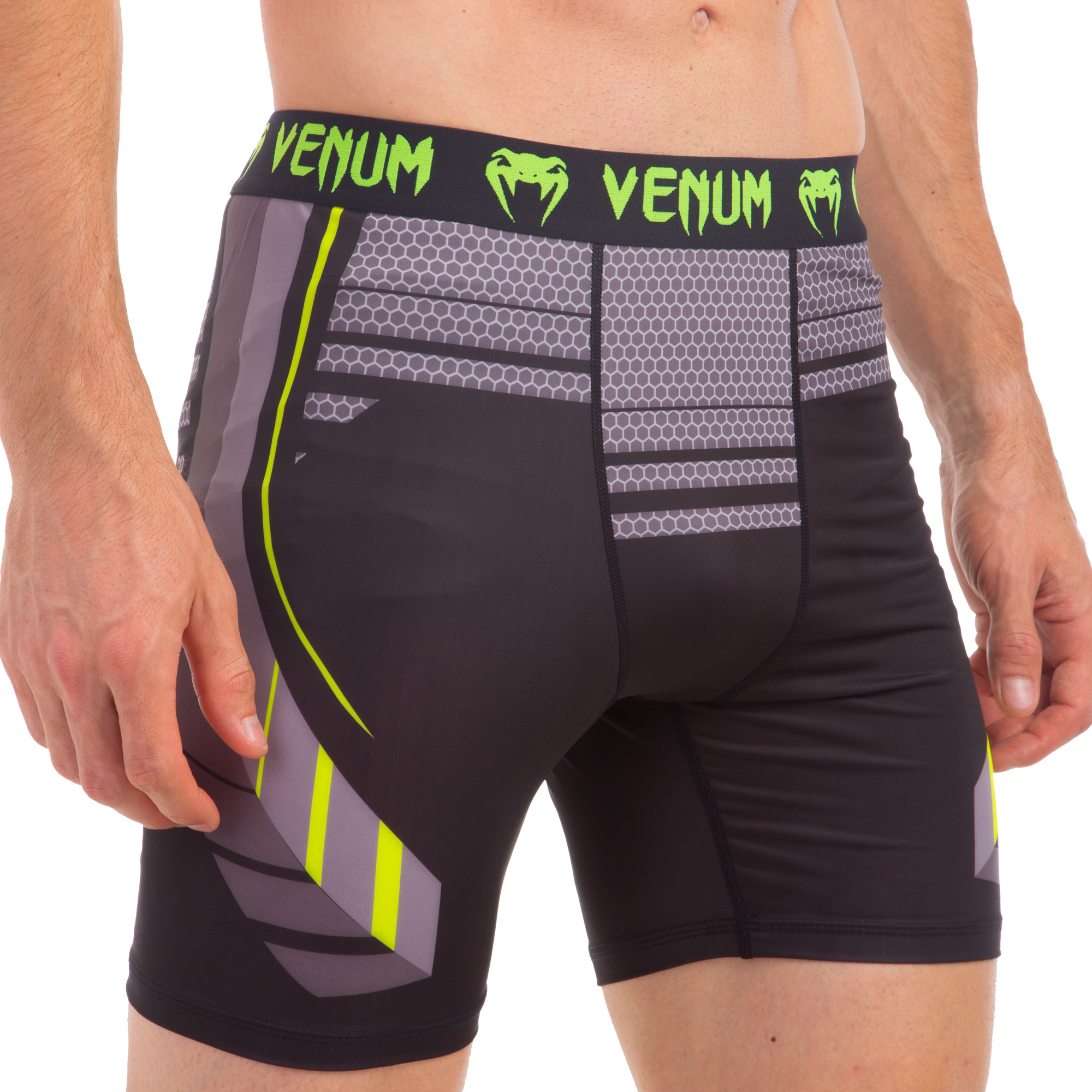 

Шорты мужские компрессионные Venum VIKING CO-8230 PL, эластан , размер М рост 165-170 см черный-серый-желтый /2