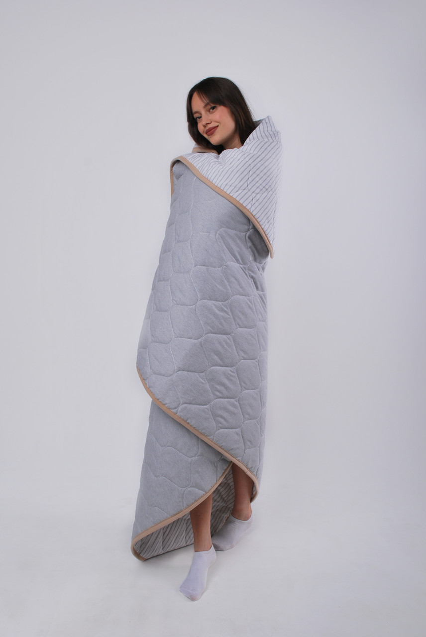 

Одеяло Евро из шерсти мериноса Goodnight.Store легкое антиаллергенное Ultra Lite серое 240х200