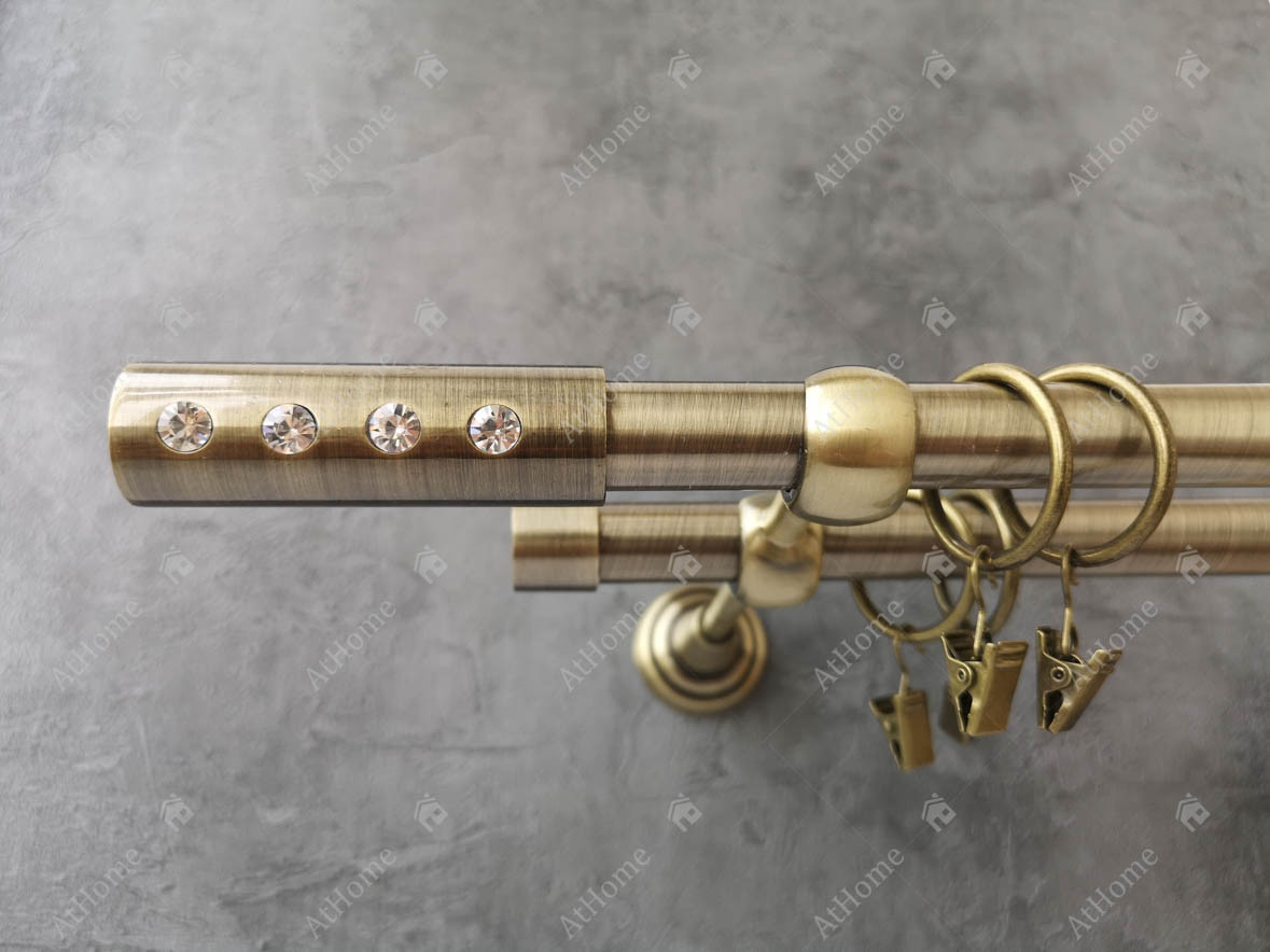 

Карниз Quadrum Алюр 240 см двойной Антик 19/19 мм гладкая (кольца с прищепками)