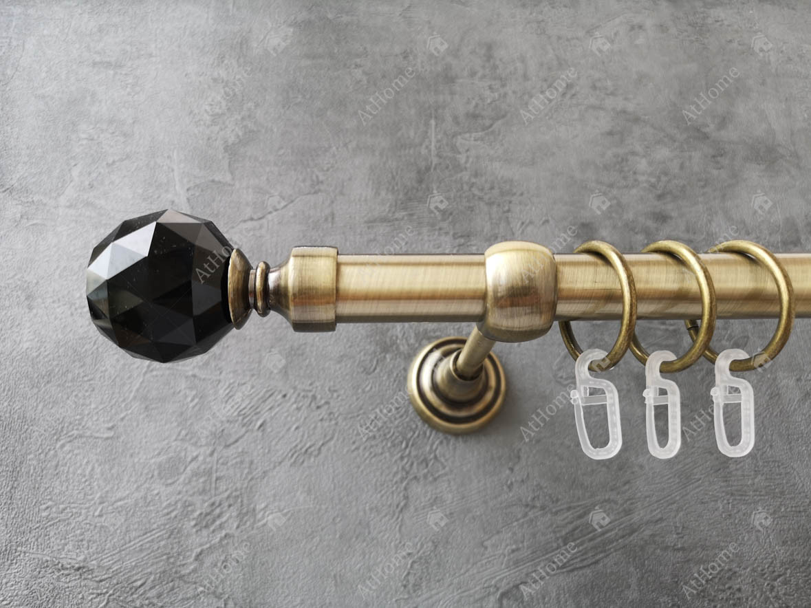 

Карниз Quadrum Черный кристалл 240 см одинарный Антик 19 мм гладкая (кольца с крючками)