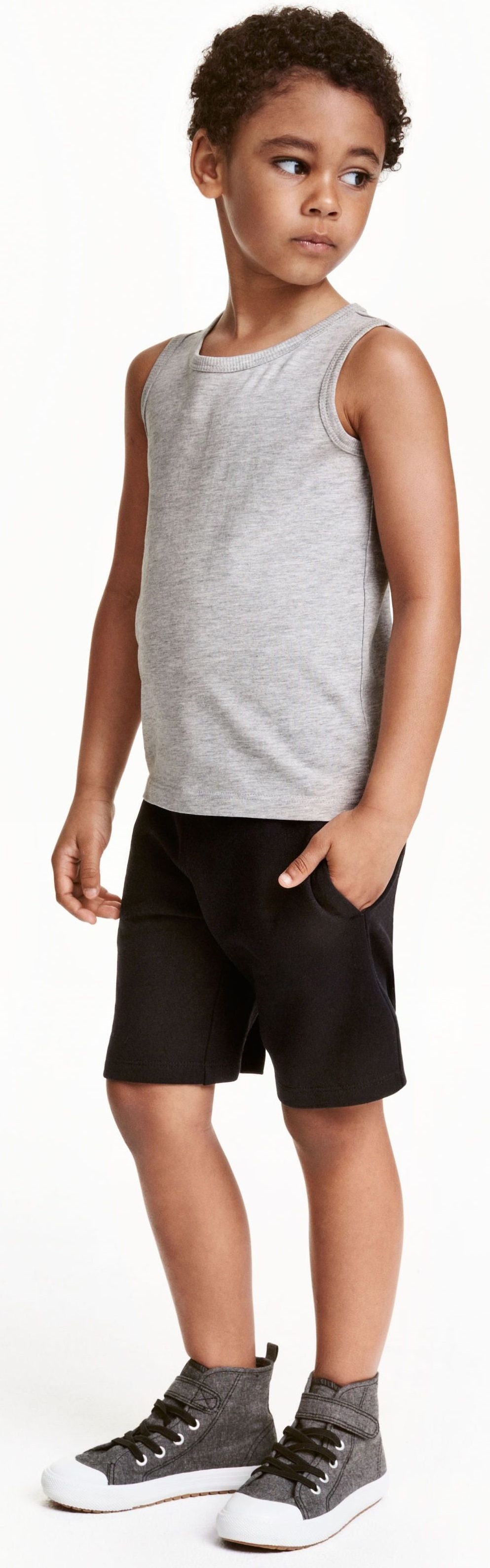 

Шорты H&M б1990206 92 см Черные