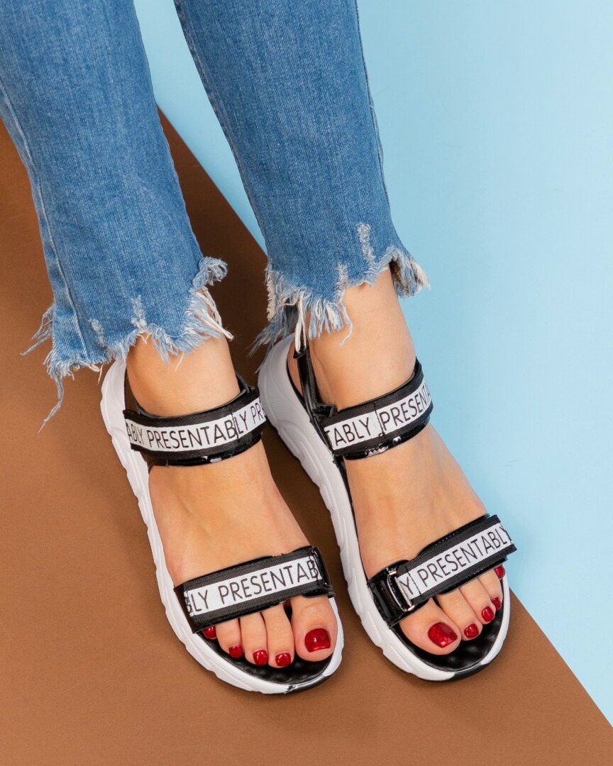 

Сандалии Masheros 7765 36 (23,5) черный с белым