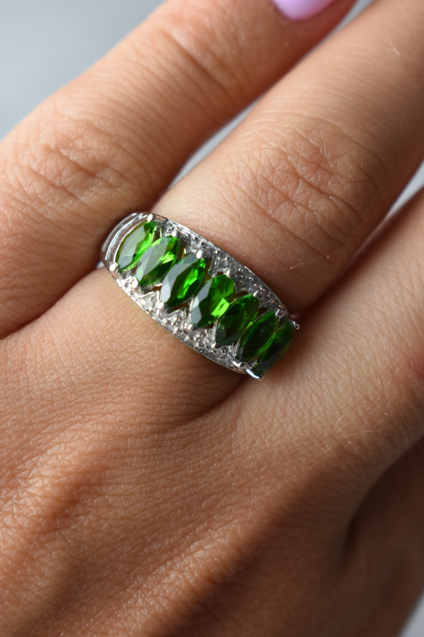 

Серебряное кольцо с Изумрудом и Фианитами Восторг 2627 Sky Jewelry 17