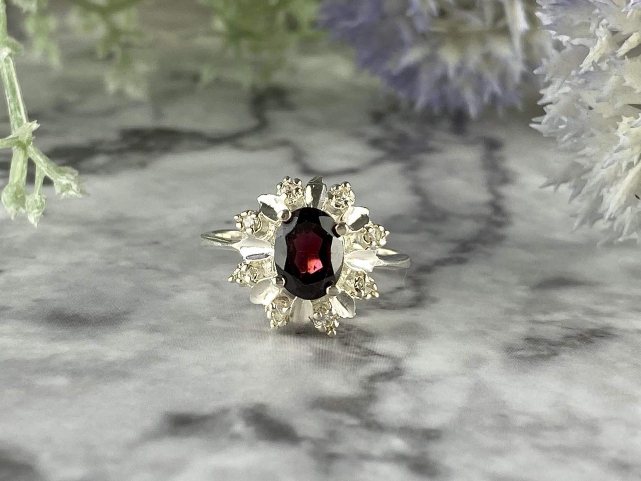 

Серебряное кольцо с Альмандином И Фианитами 3457 Sky Jewelry 18