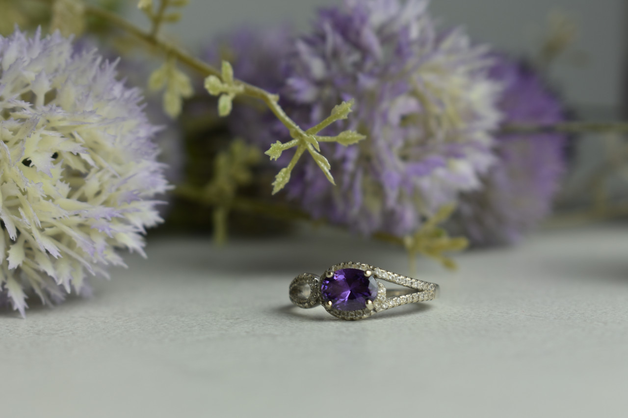

Серебряное кольцо с Аметистом И Фианитами 6543 Sky Jewelry 18