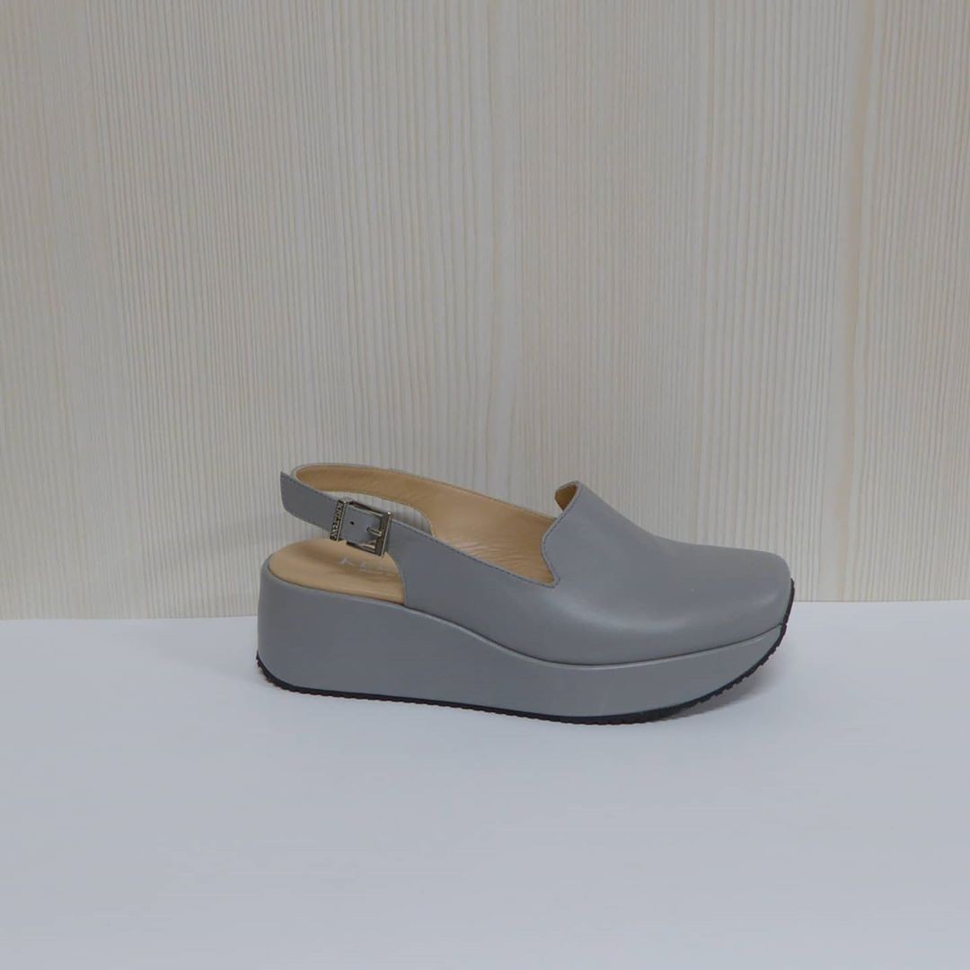 

Босоніжки Kelton 37 Сірі 8612