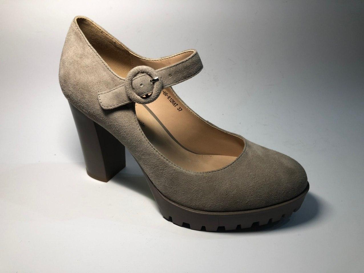 

Туфли женские LADY MARCIA S121-66-R126 37 Бежевые