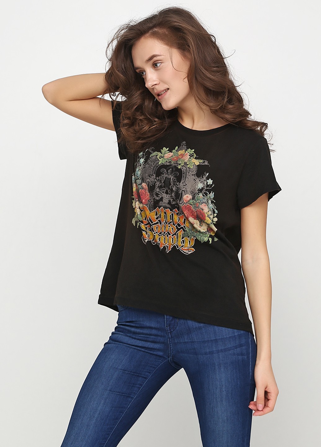 

Женская футболка RALPH LAUREN S черная 2104866