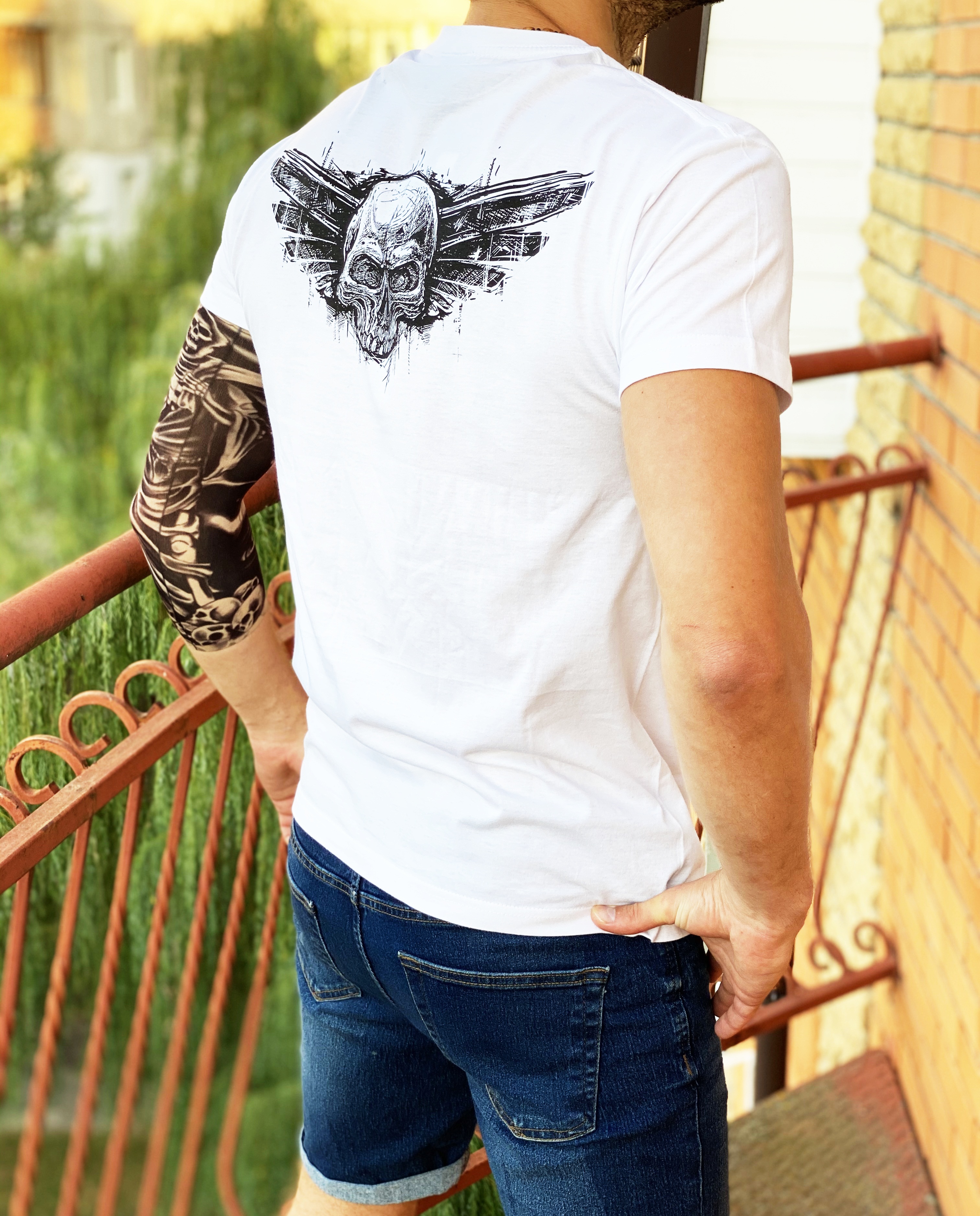 

Футболка Miracle Skull NLB  белая (F01, Футболка Miracle Skull NLB M белая (F01)