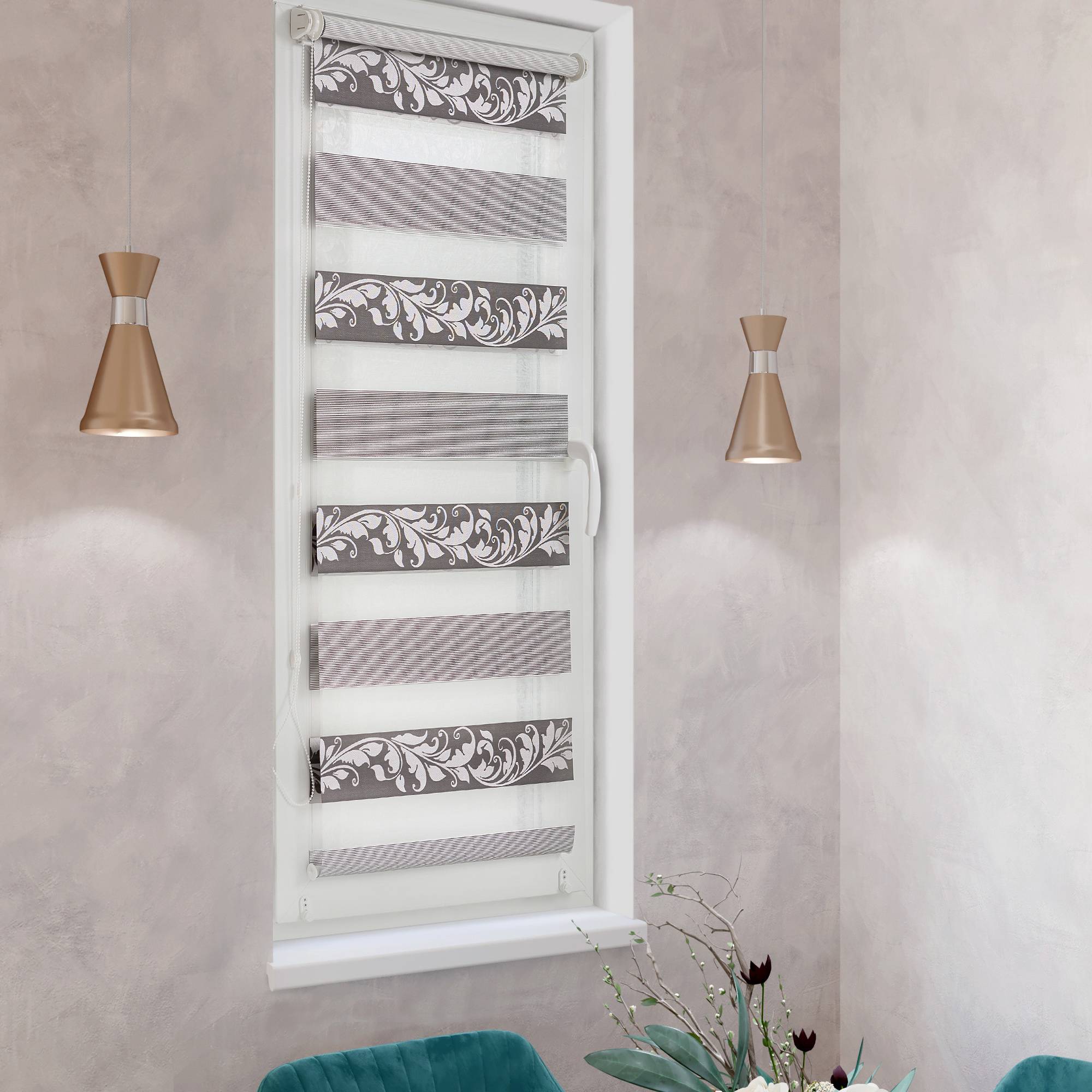 

Ролет тканевый Roll deLuxe День Ночь Вензель серебро 55x160 см