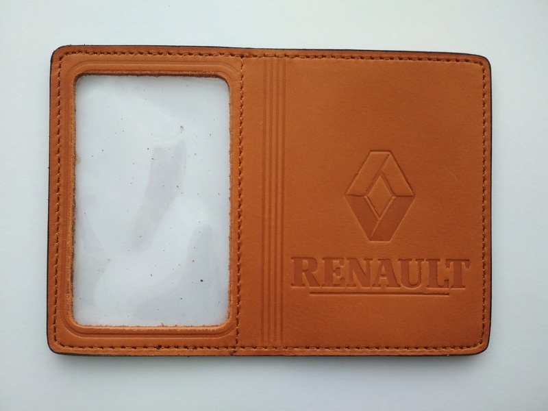 

Кожаная обложка для прав Image-D с логотипом Renault желтая 5071
