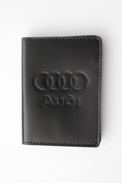 

Кожаная обложка для прав Image-D с логотипом Audi черная 5070