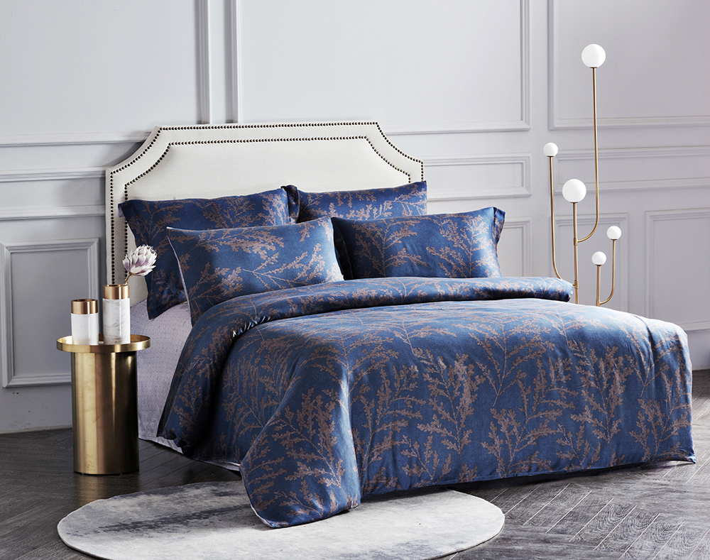 

Комплект постельного белья Luxury Linens Doris 160х220х2